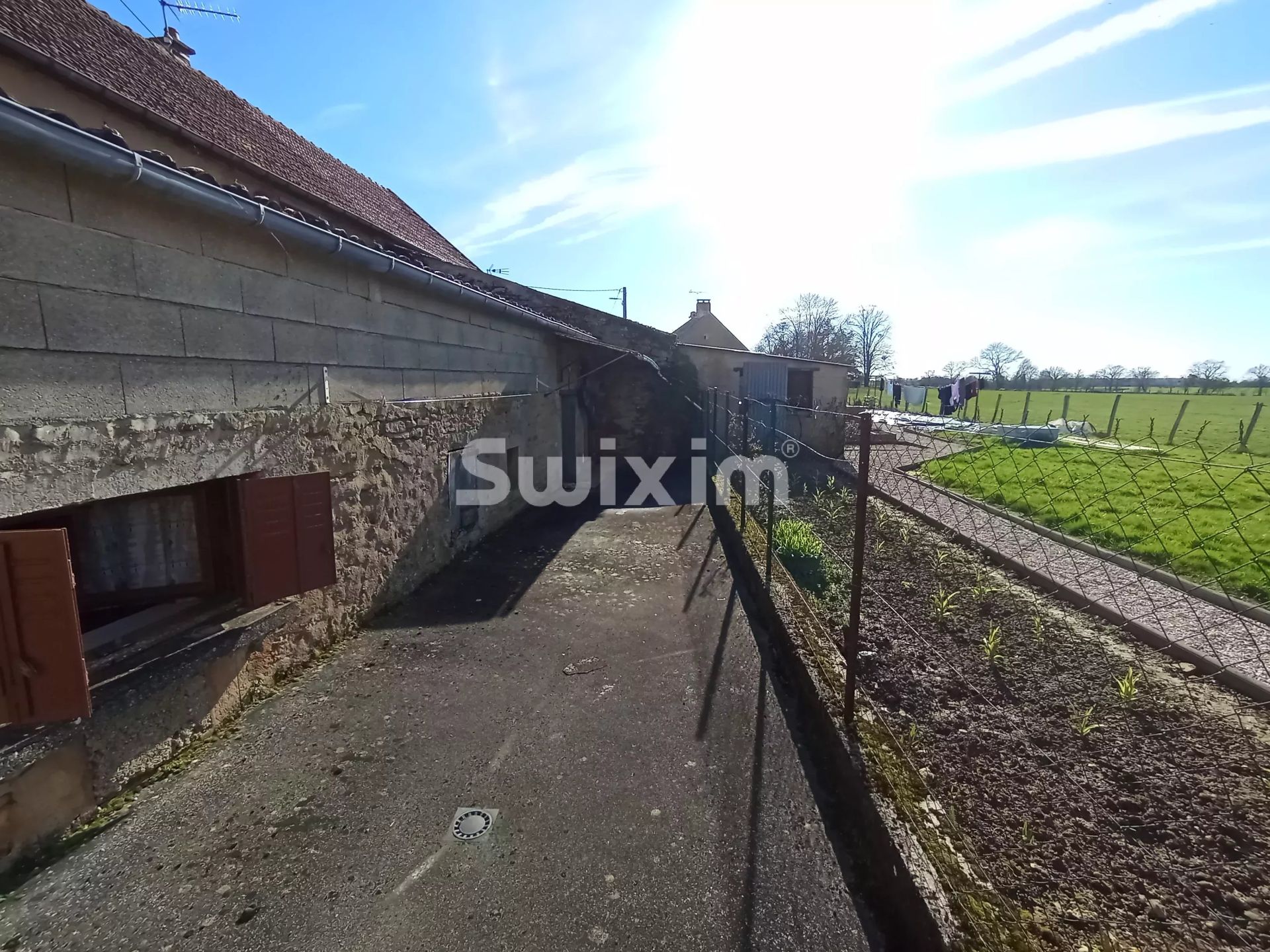 house for sale on Athie (89440)