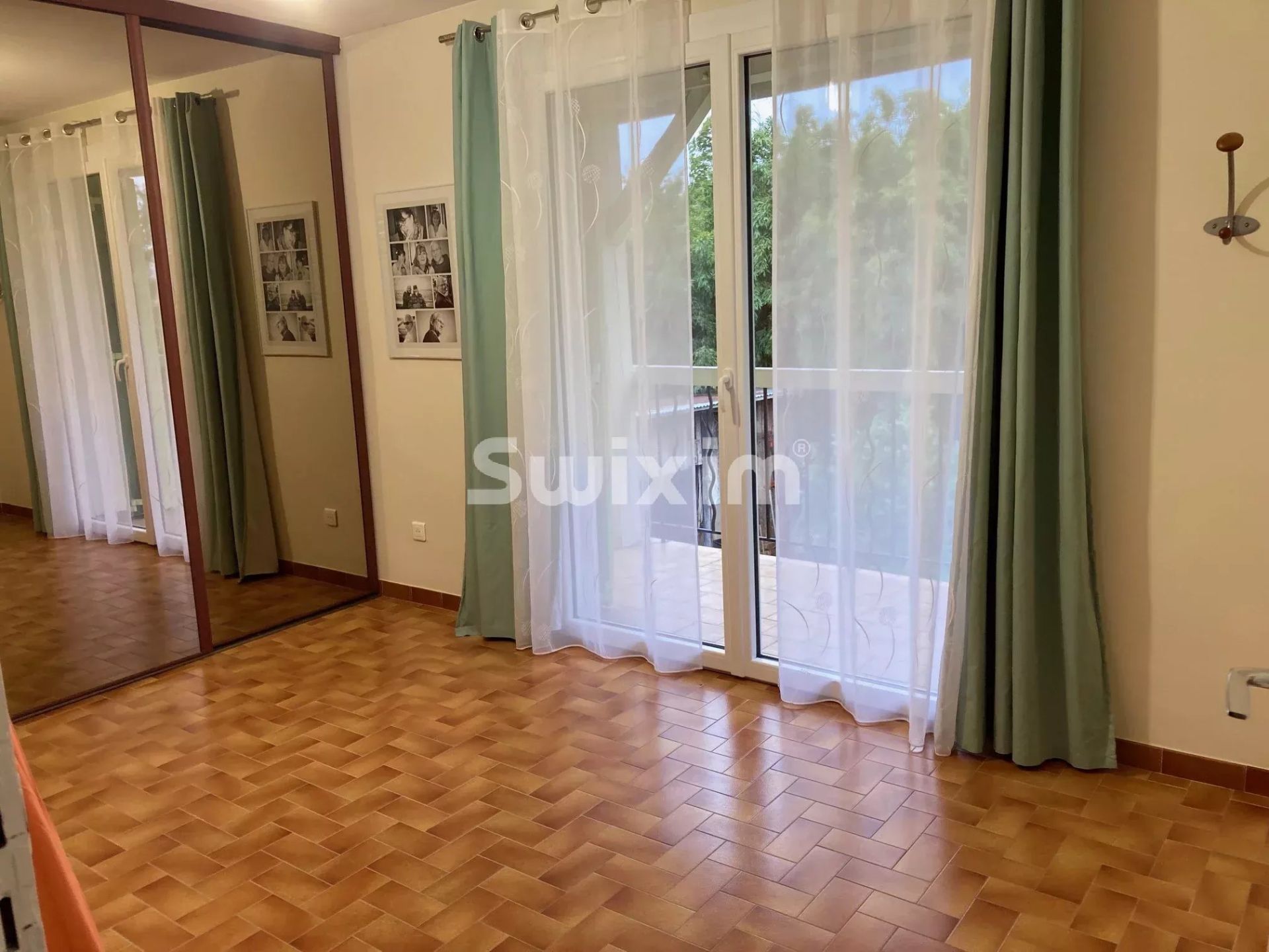 casa 5 Camere in vendita su Montélier (26120)