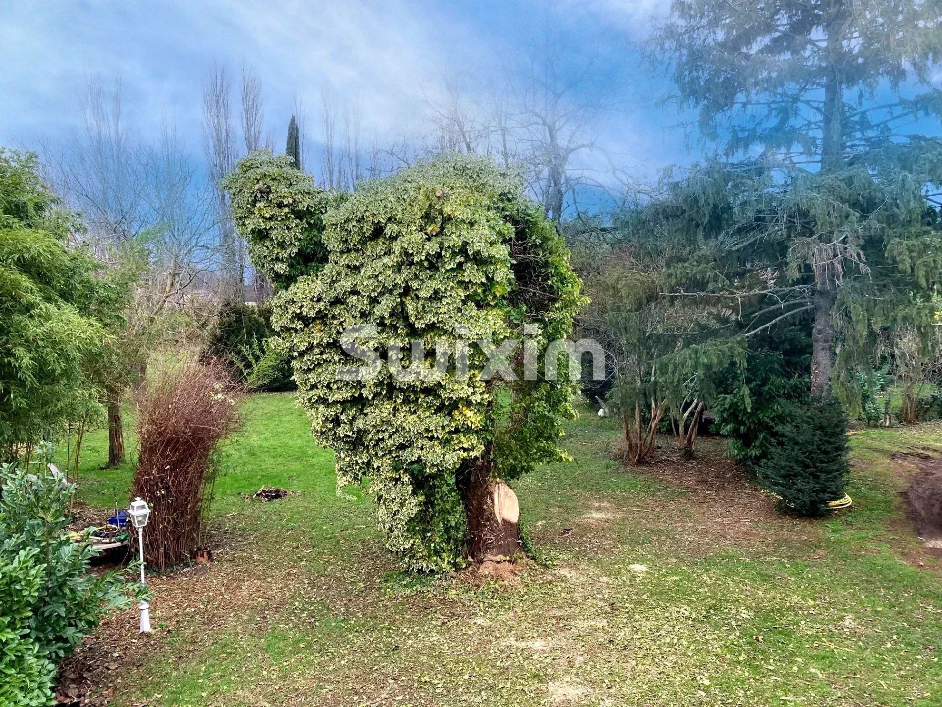 casa 5 Camere in vendita su Montélier (26120)