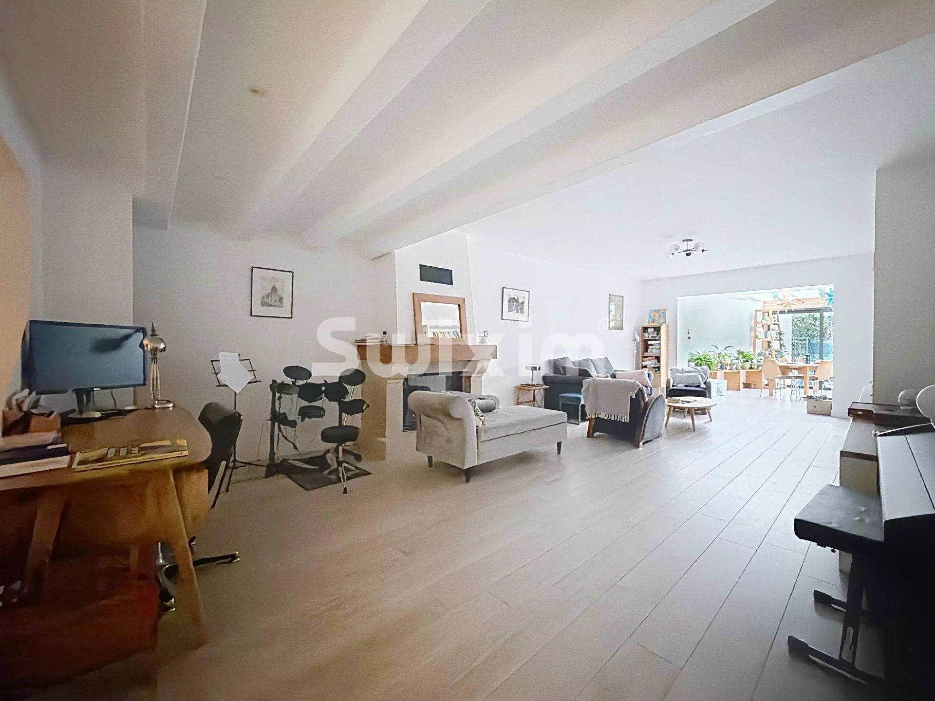 apartment 5 Rooms for sale on Divonne-les-Bains (01220)