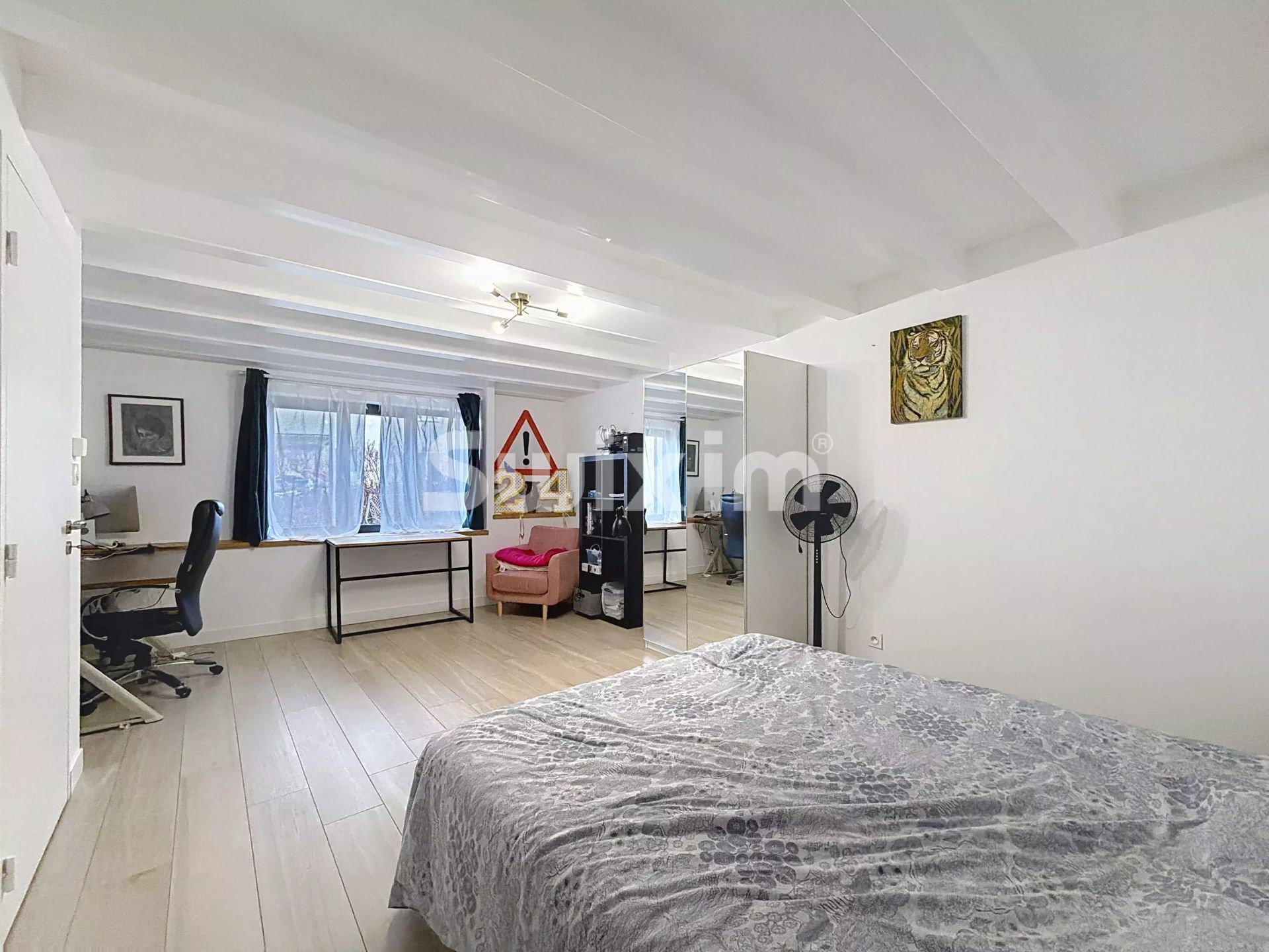 apartment 5 Rooms for sale on Divonne-les-Bains (01220)