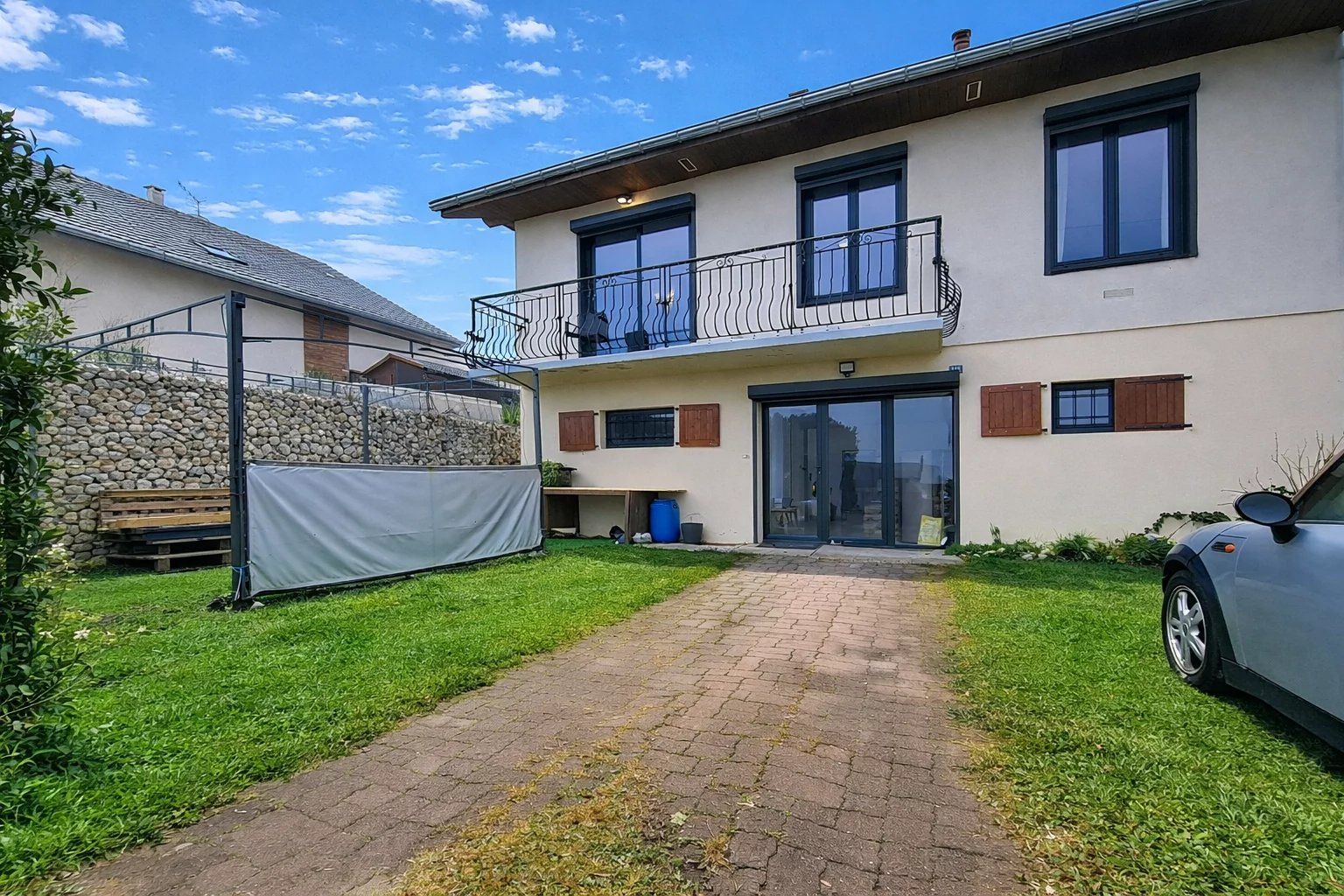 house 4 Rooms for sale on Chênex (74520)