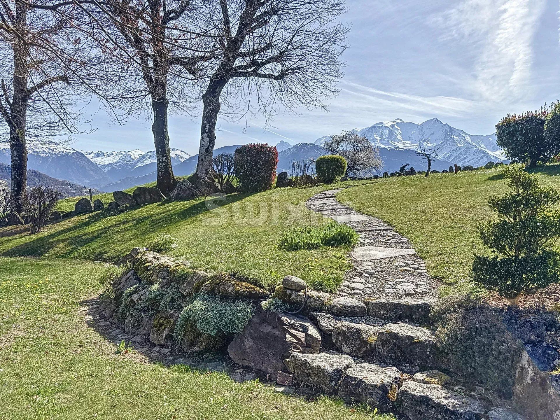 casa 10 Camere in vendita su Domancy (74700)