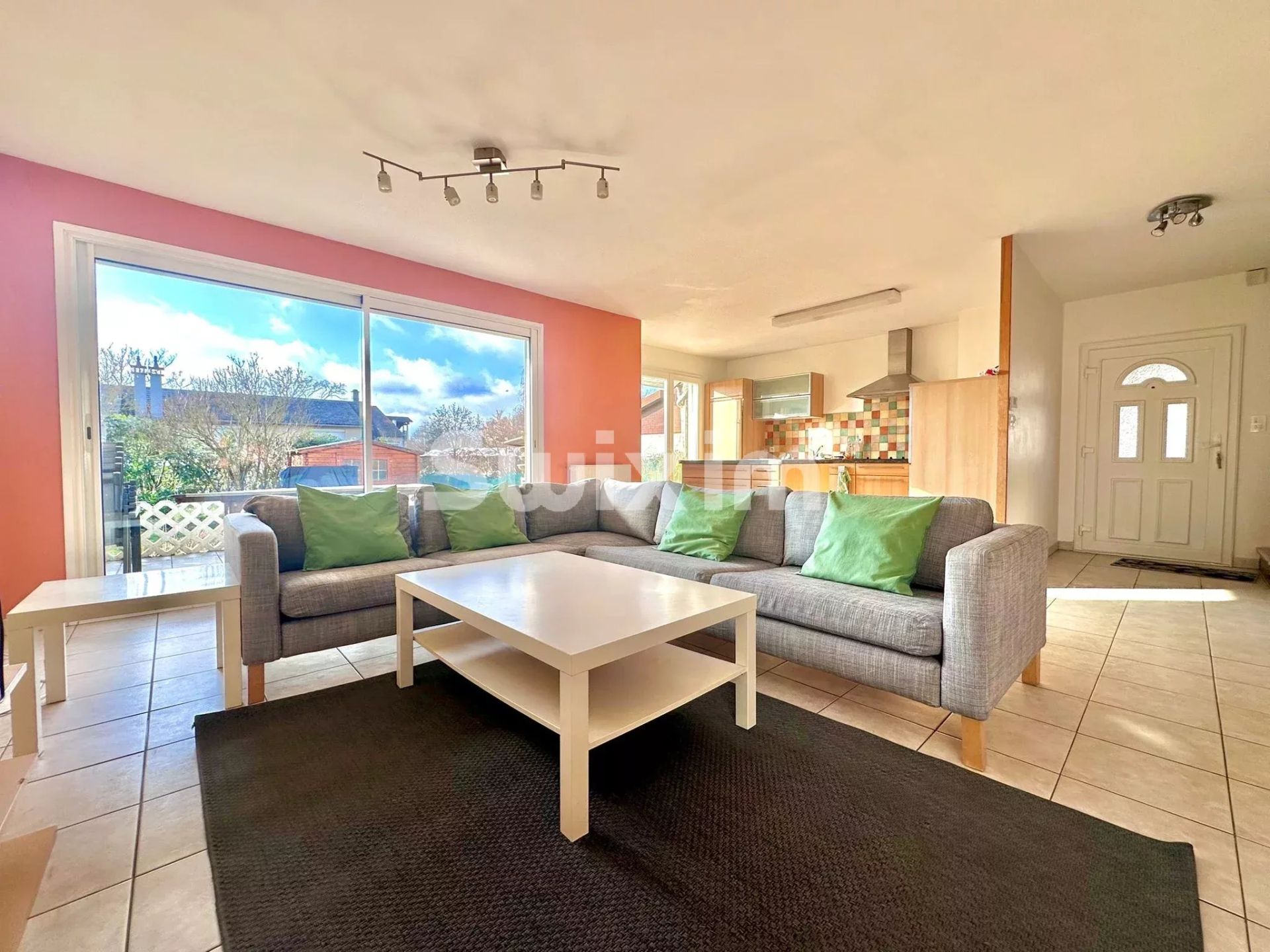 house 5 Rooms for rent on Versonnex (01210)