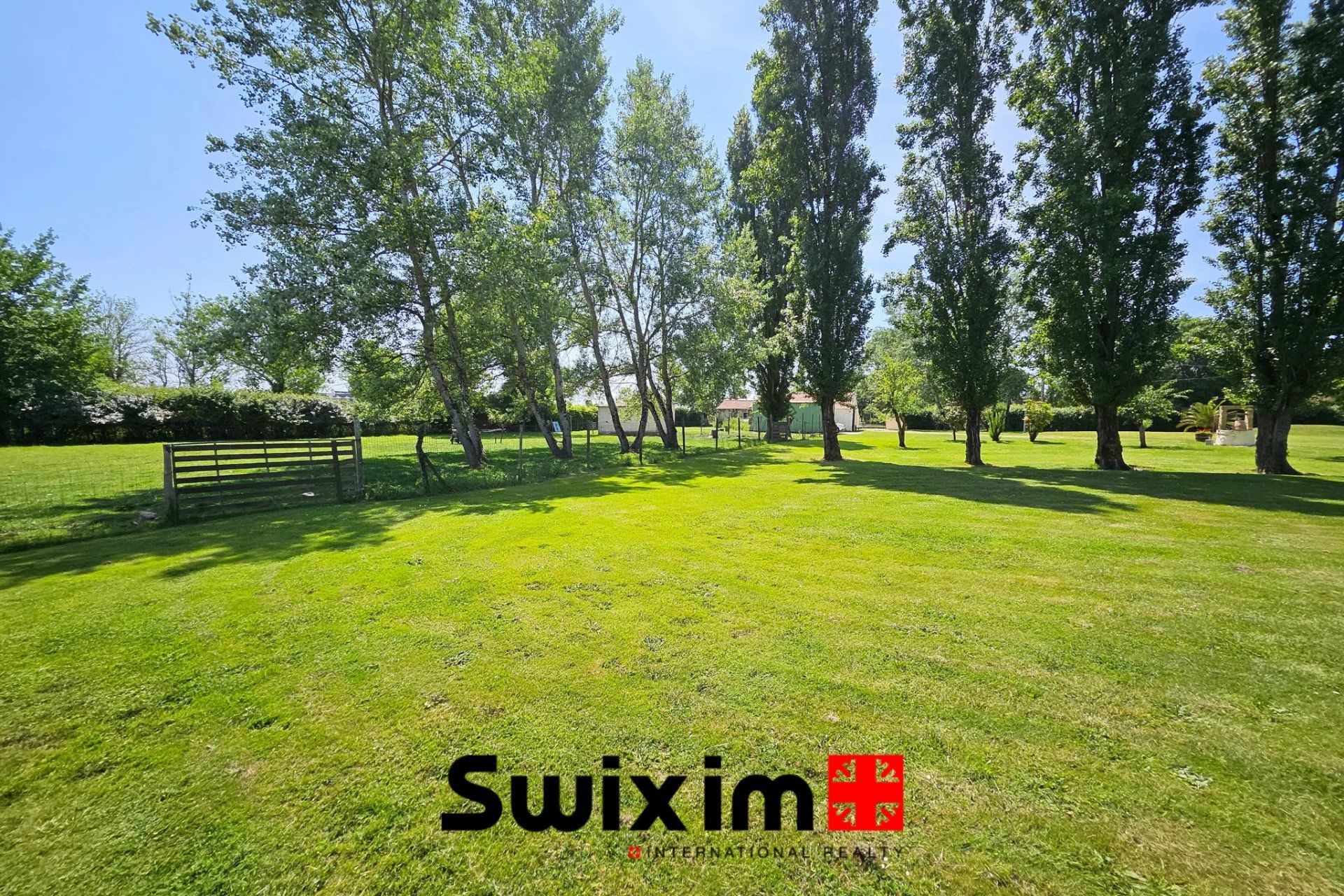 house 6 Rooms for sale on Bégadan (33340)