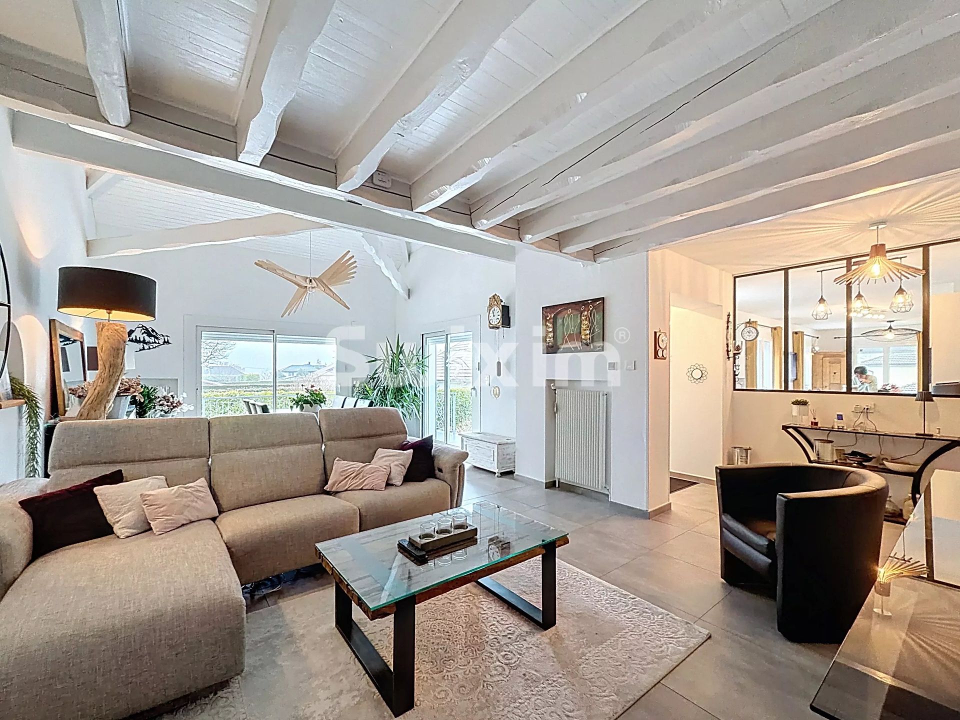 casa 8 Quartos para venda sobre Divonne-les-Bains (01220)