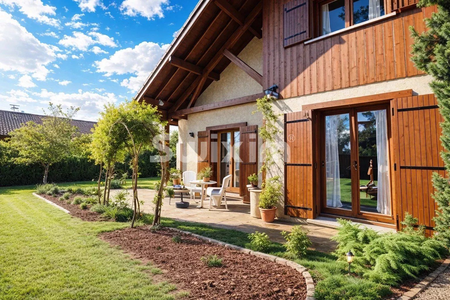 house 7 Rooms for sale on Ornex (01210)