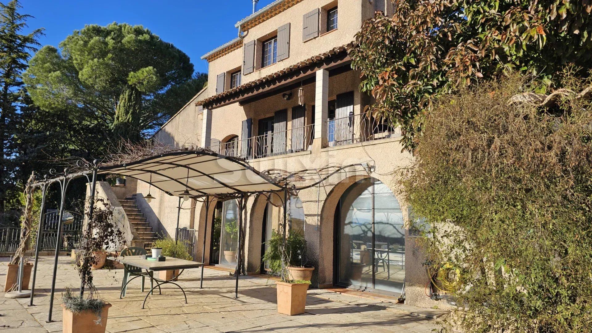 propriété 11 Pièces en vente sur Lédignan (30350)