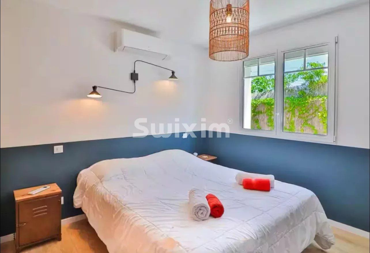 villa 5 Rooms for sale on Frontignan (34110)