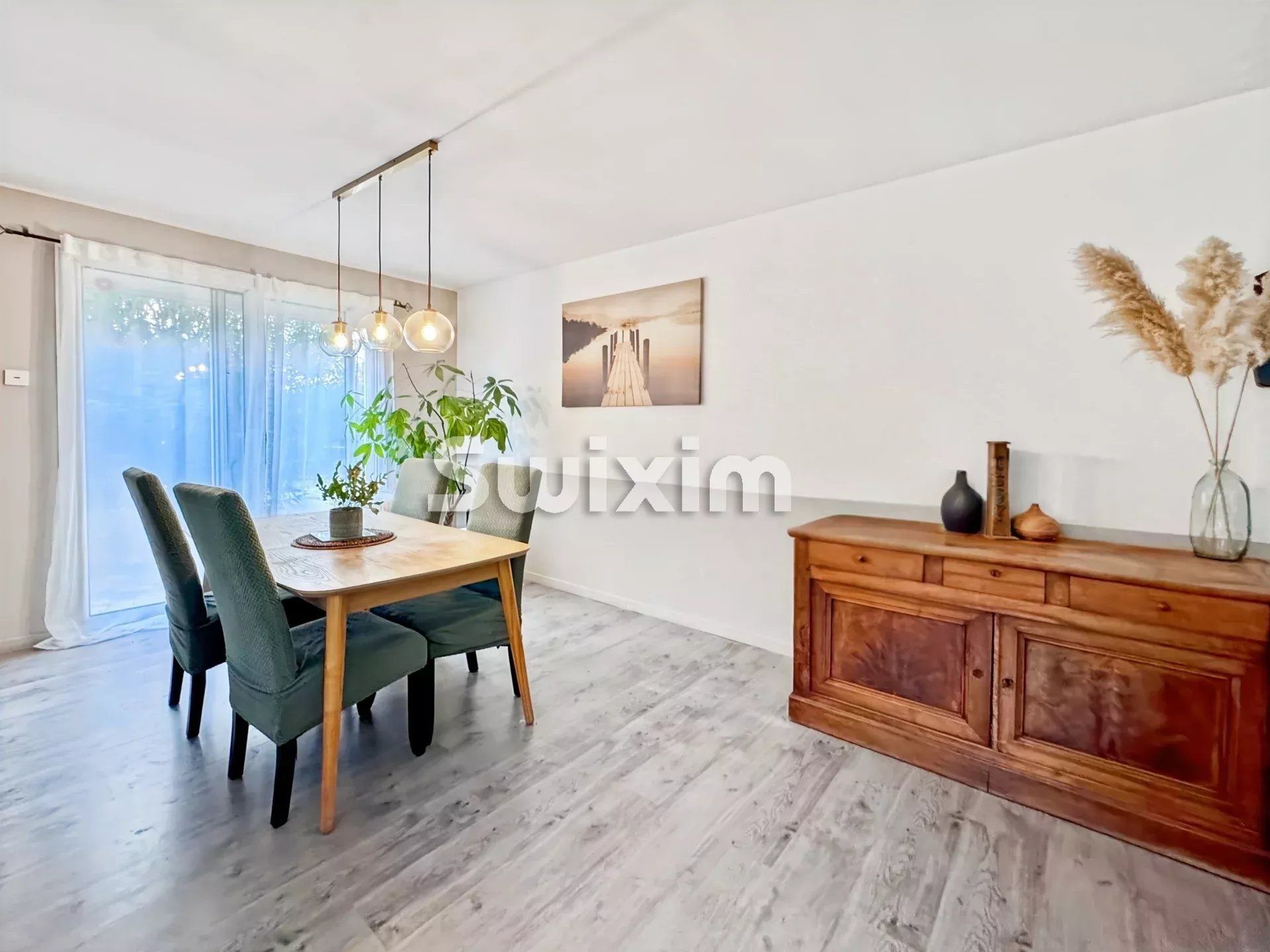 house 4 Rooms for sale on Pierrelatte (26700)