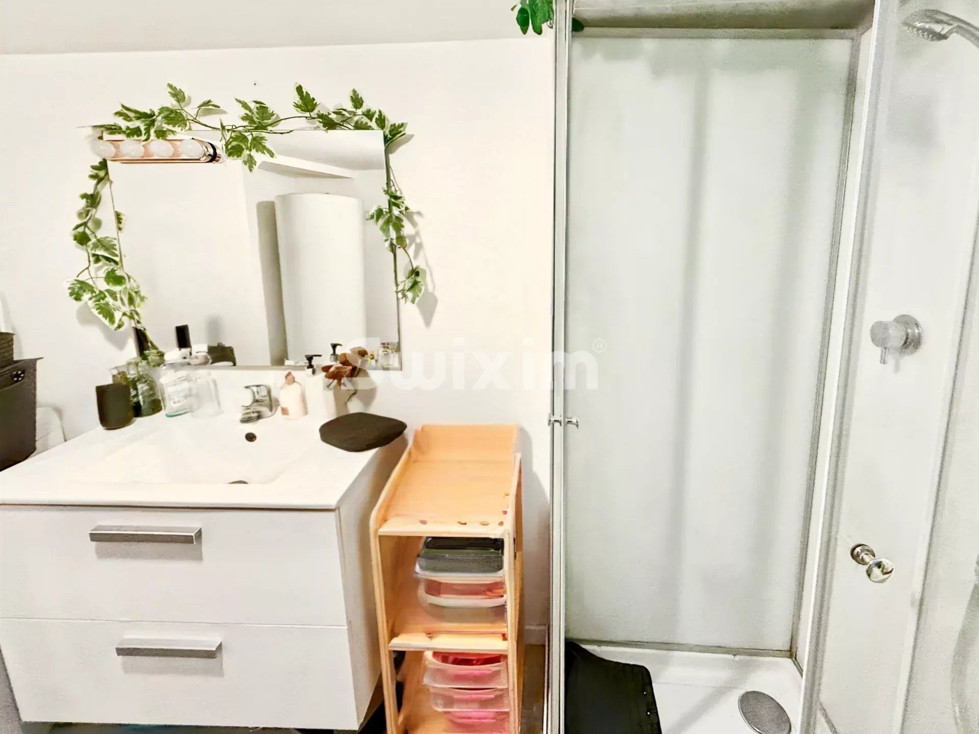 Vente Immeuble Pierrelatte 6&nbsp;Pièces 127&nbsp;m²
