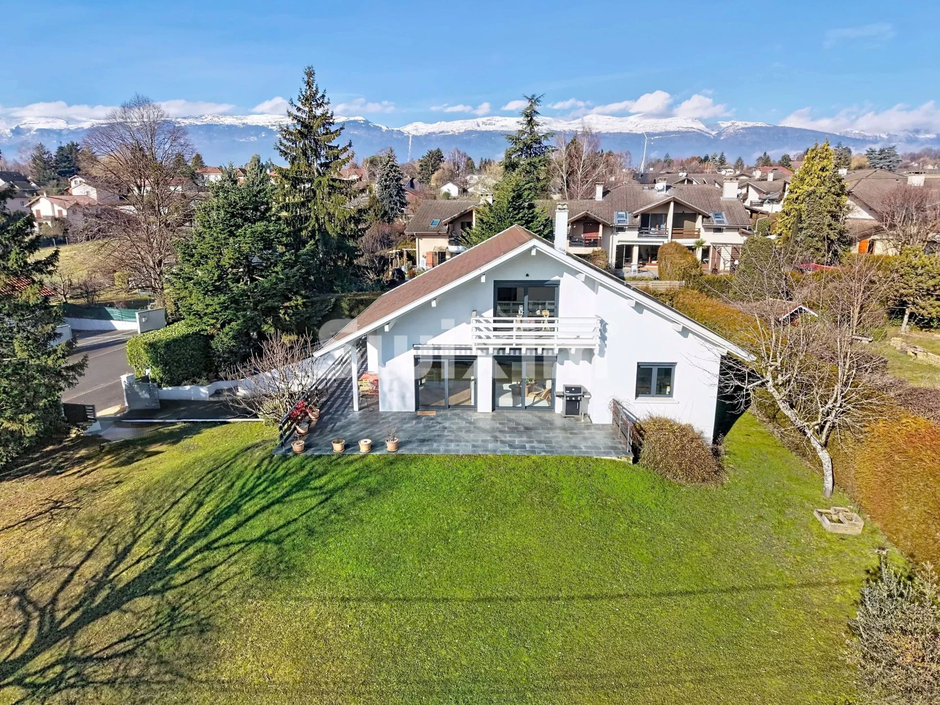 maison 8 Pièces en vente sur Prévessin-Moëns (01280)