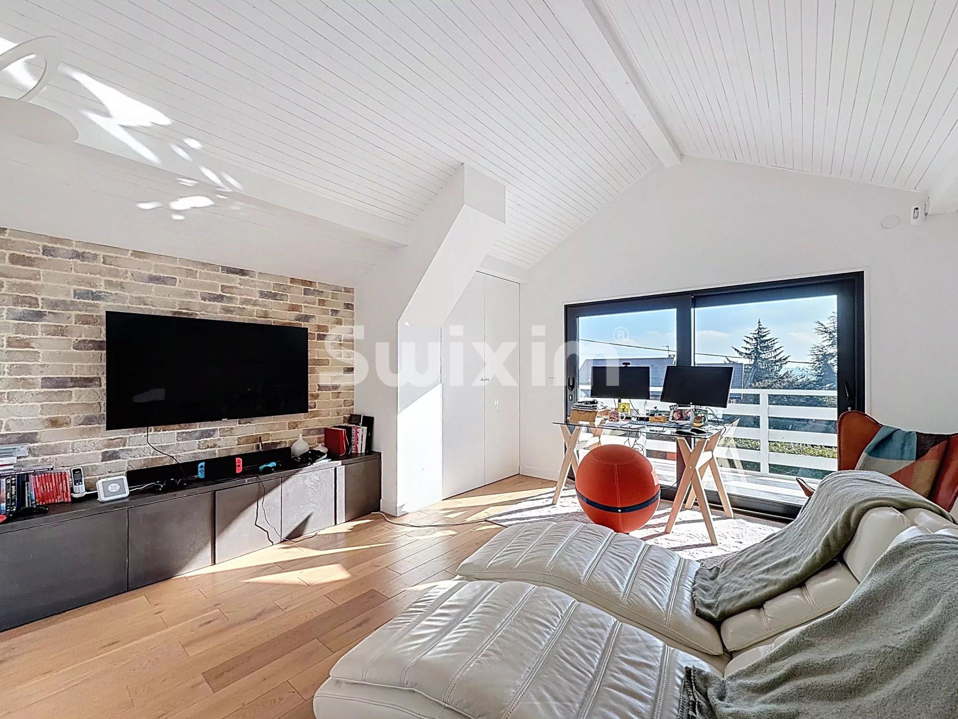 maison 8 Pièces en vente sur Prévessin-Moëns (01280)