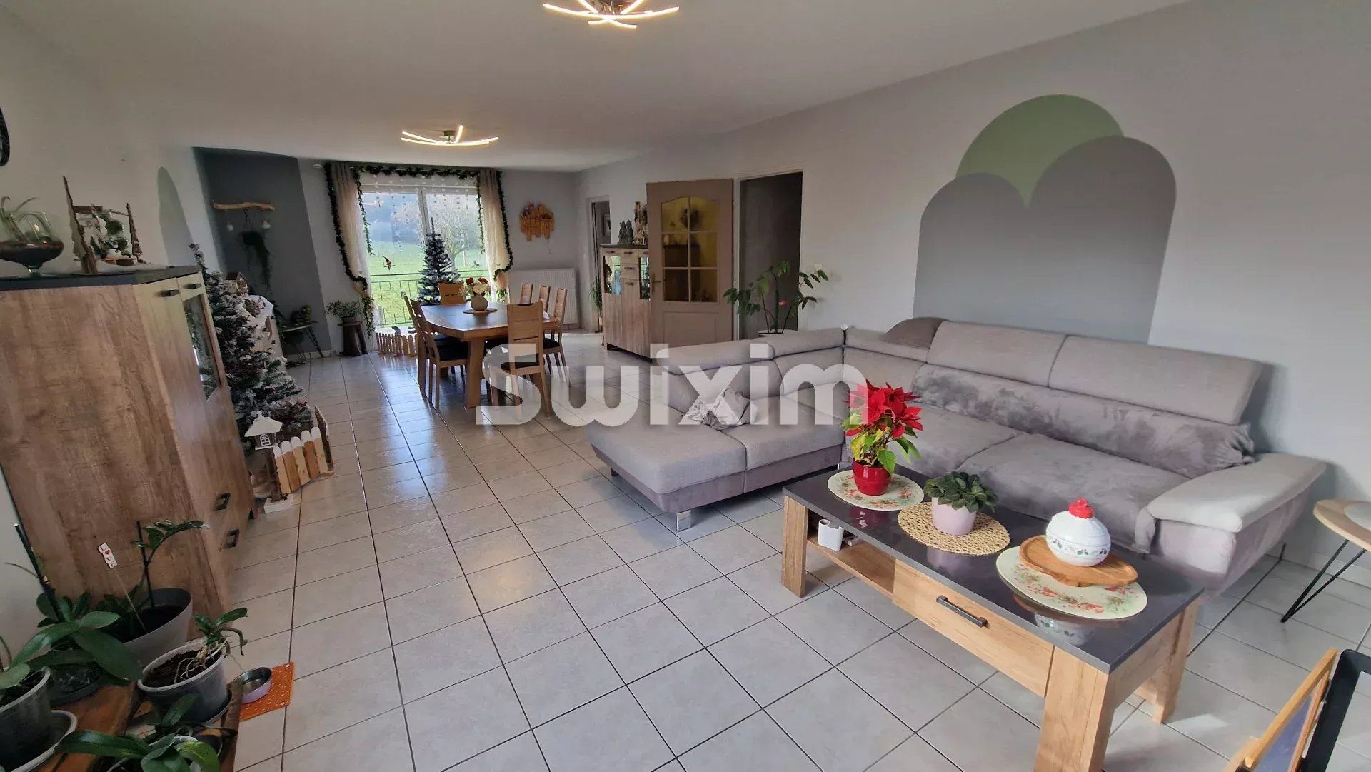 casa 11 Camere in vendita su Chalezeule (25220)