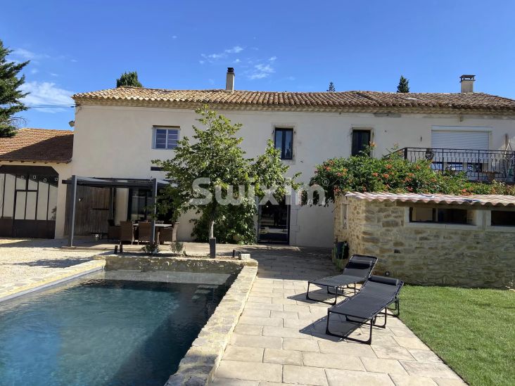 Vente Maison Pierrelatte 12&nbsp;Pièces 302&nbsp;m²