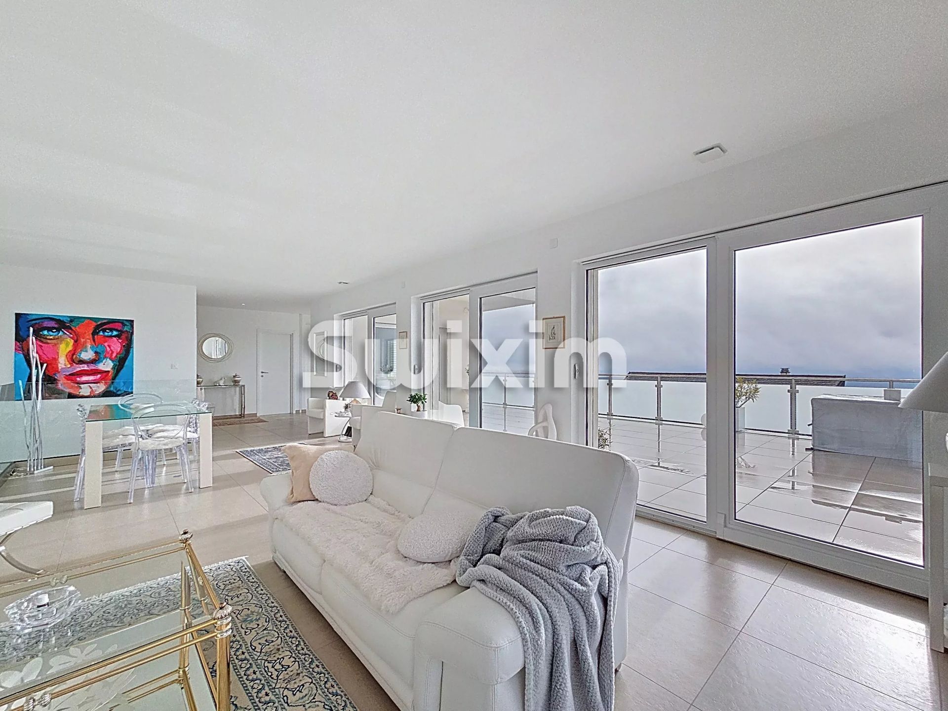 casa 5 Camere in vendita su Grilly (01220)