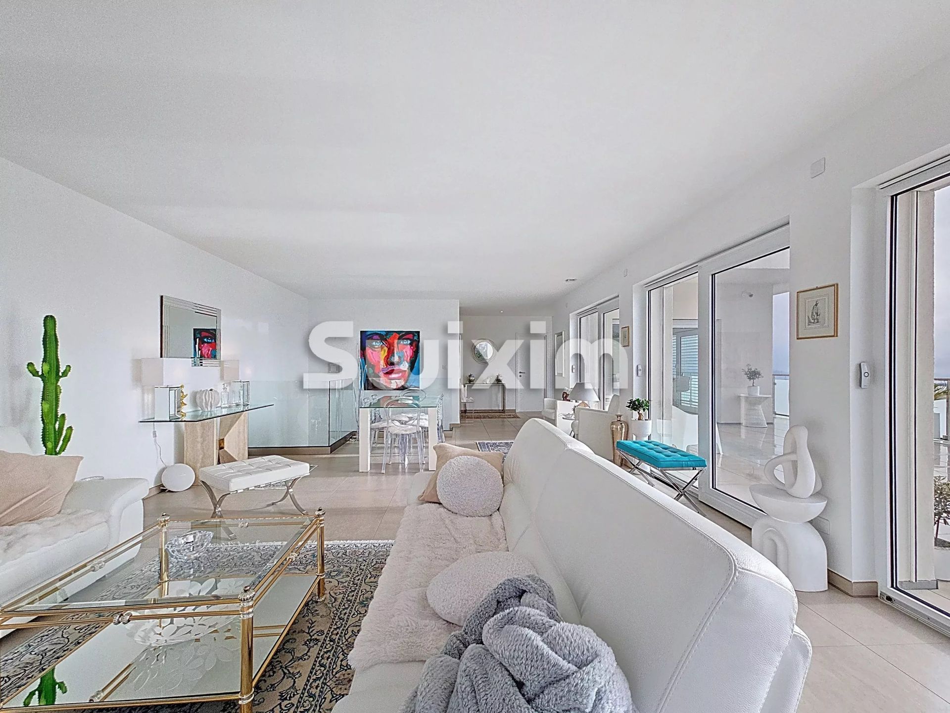 casa 5 Camere in vendita su Grilly (01220)