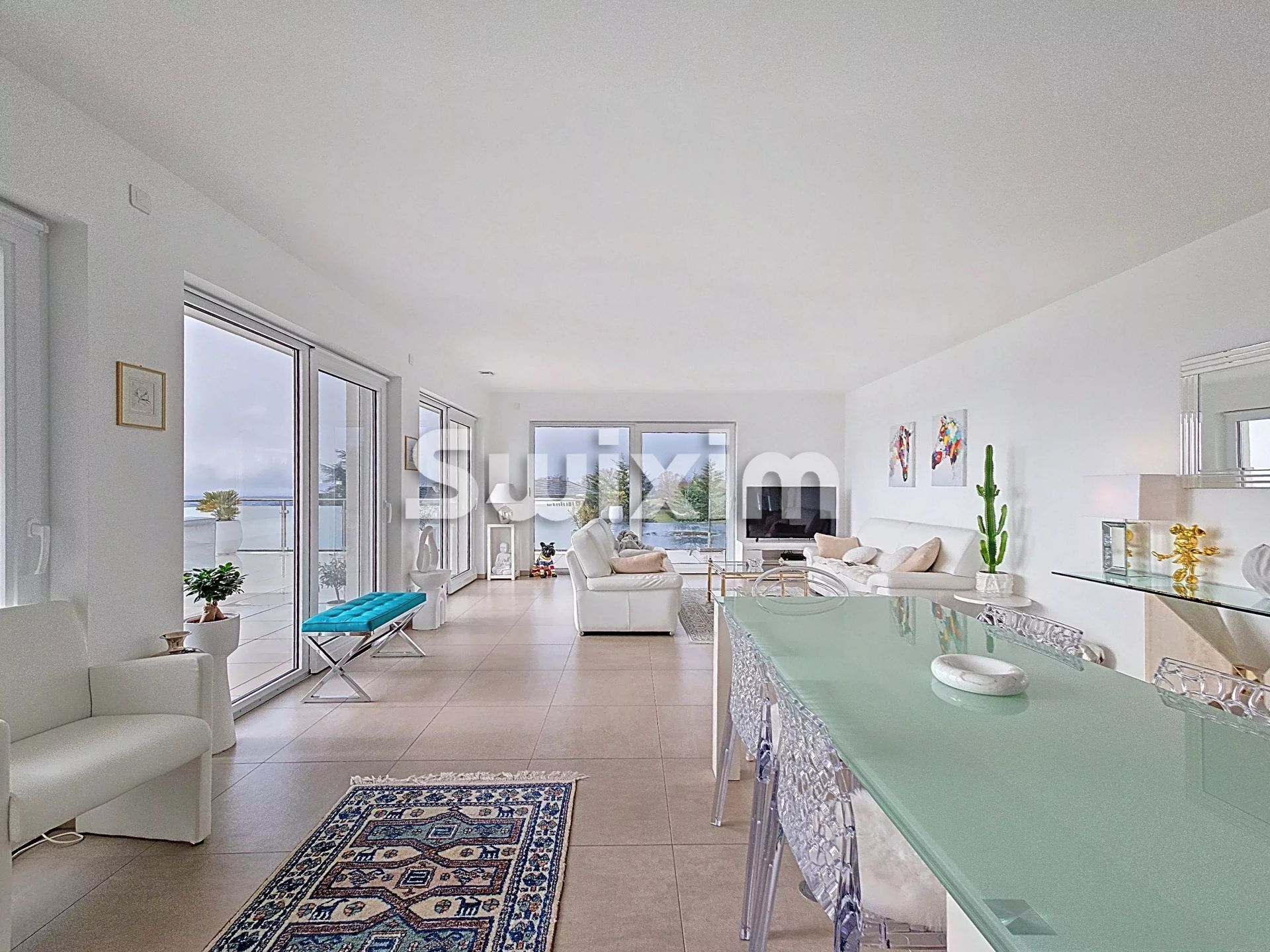 casa 5 Camere in vendita su Grilly (01220)