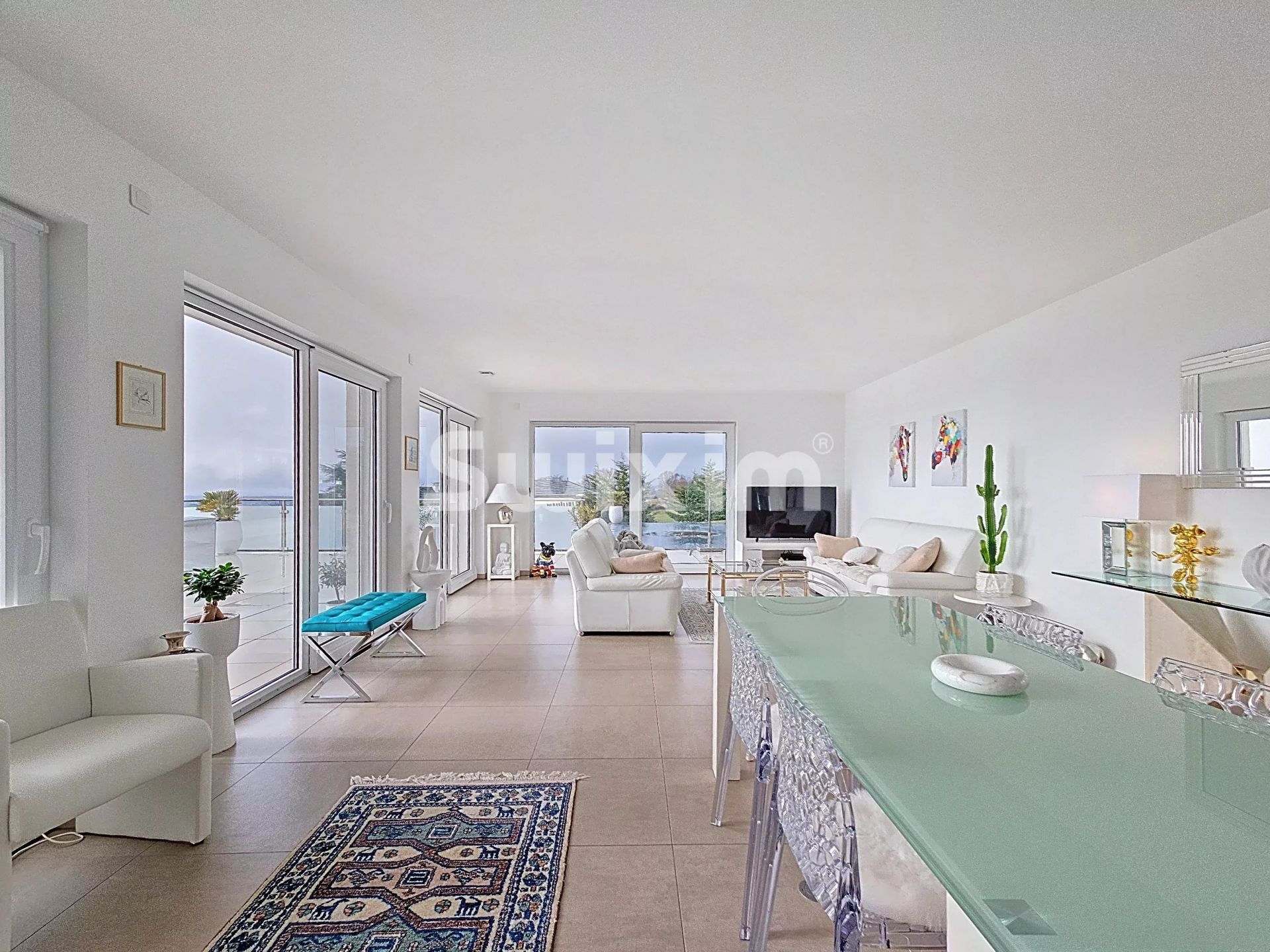 casa 5 Camere in vendita su Grilly (01220)