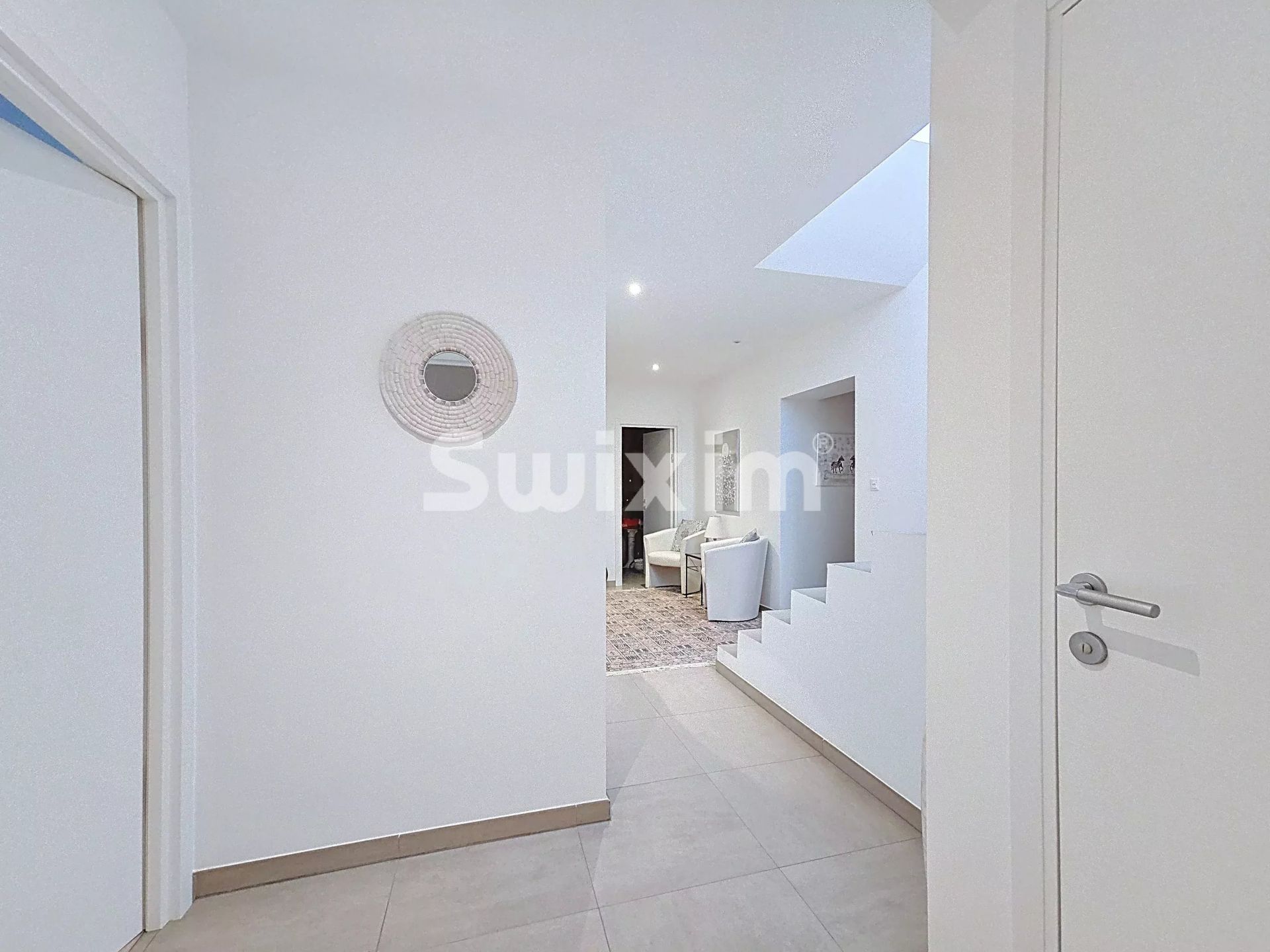 casa 5 Camere in vendita su Grilly (01220)