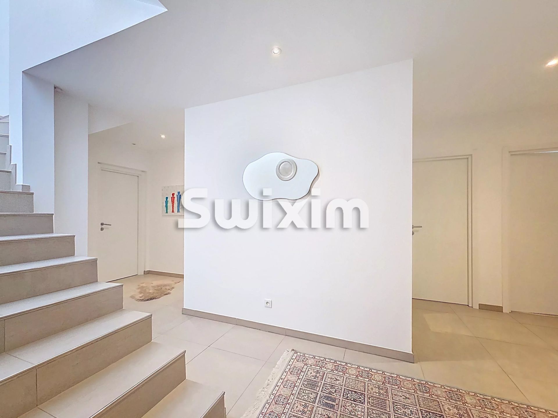 casa 5 Camere in vendita su Grilly (01220)