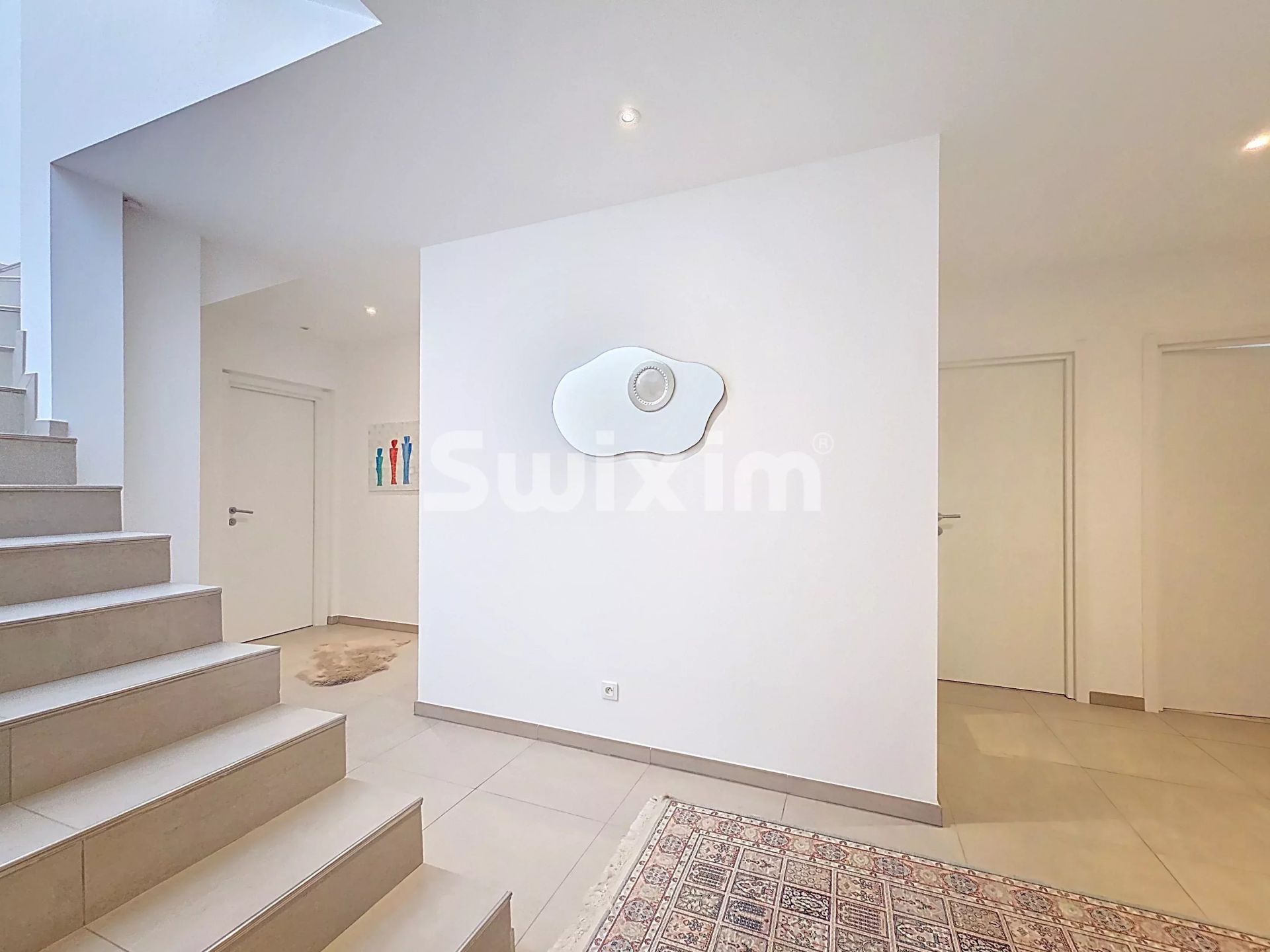 casa 5 Camere in vendita su Grilly (01220)