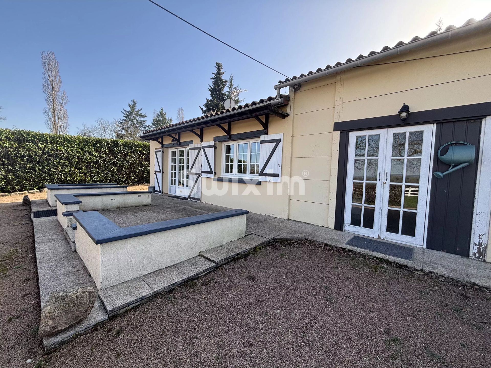 propriedade para venda sobre Montberthault (21460)