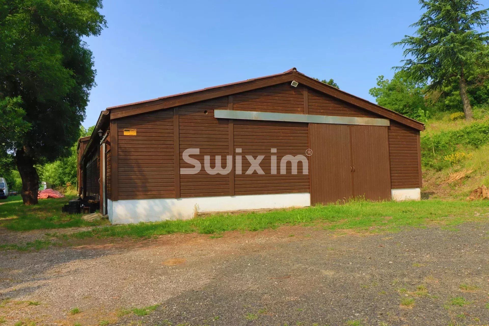 granja 10 Salas en venta en Villeneuve-de-Berg (07170)