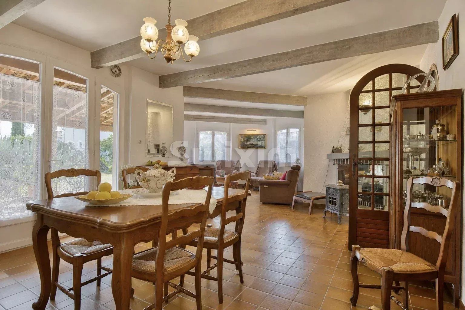 casa 6 Camere in vendita su Alès (30100)