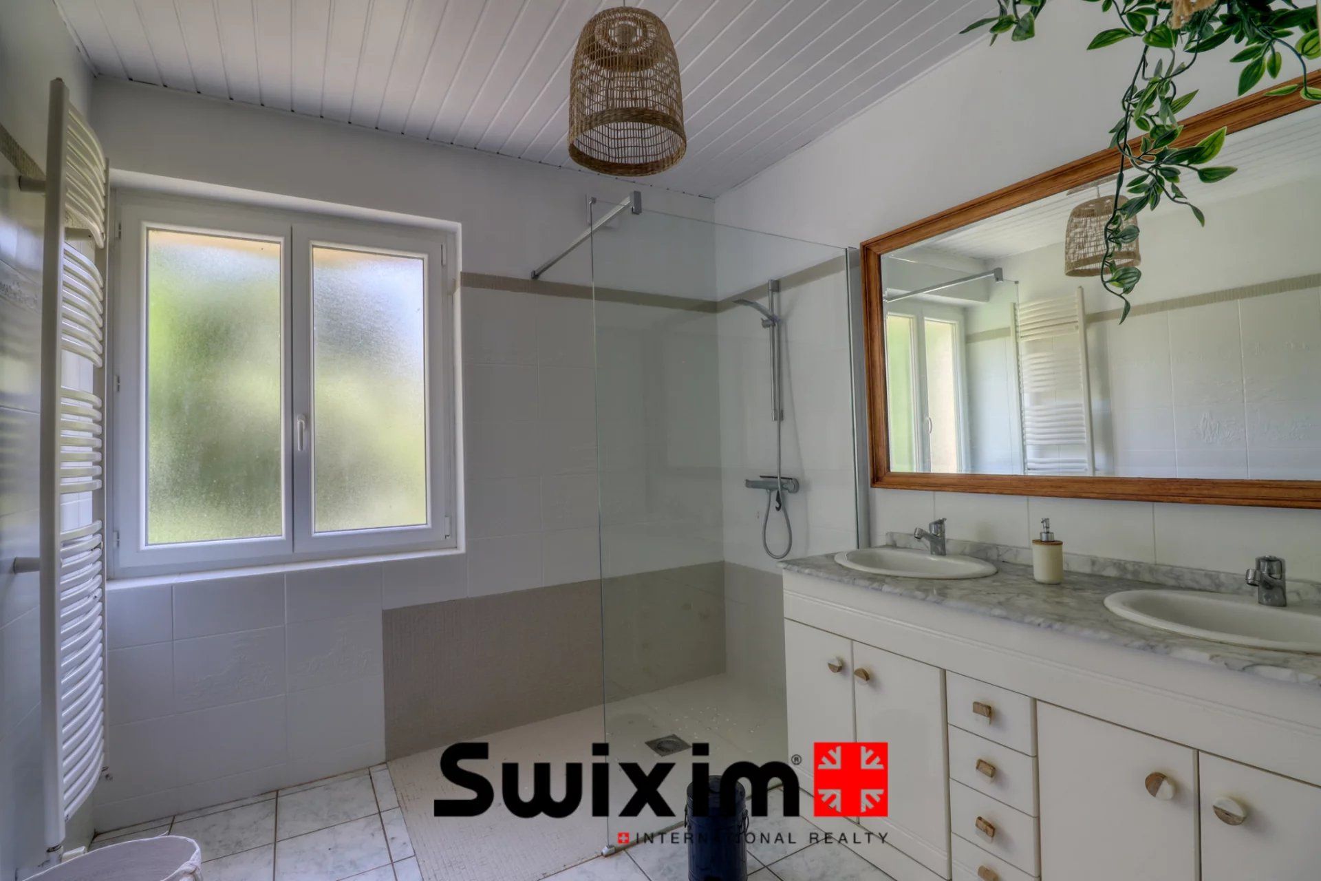 house 5 Rooms for sale on Valeyrac (33340)