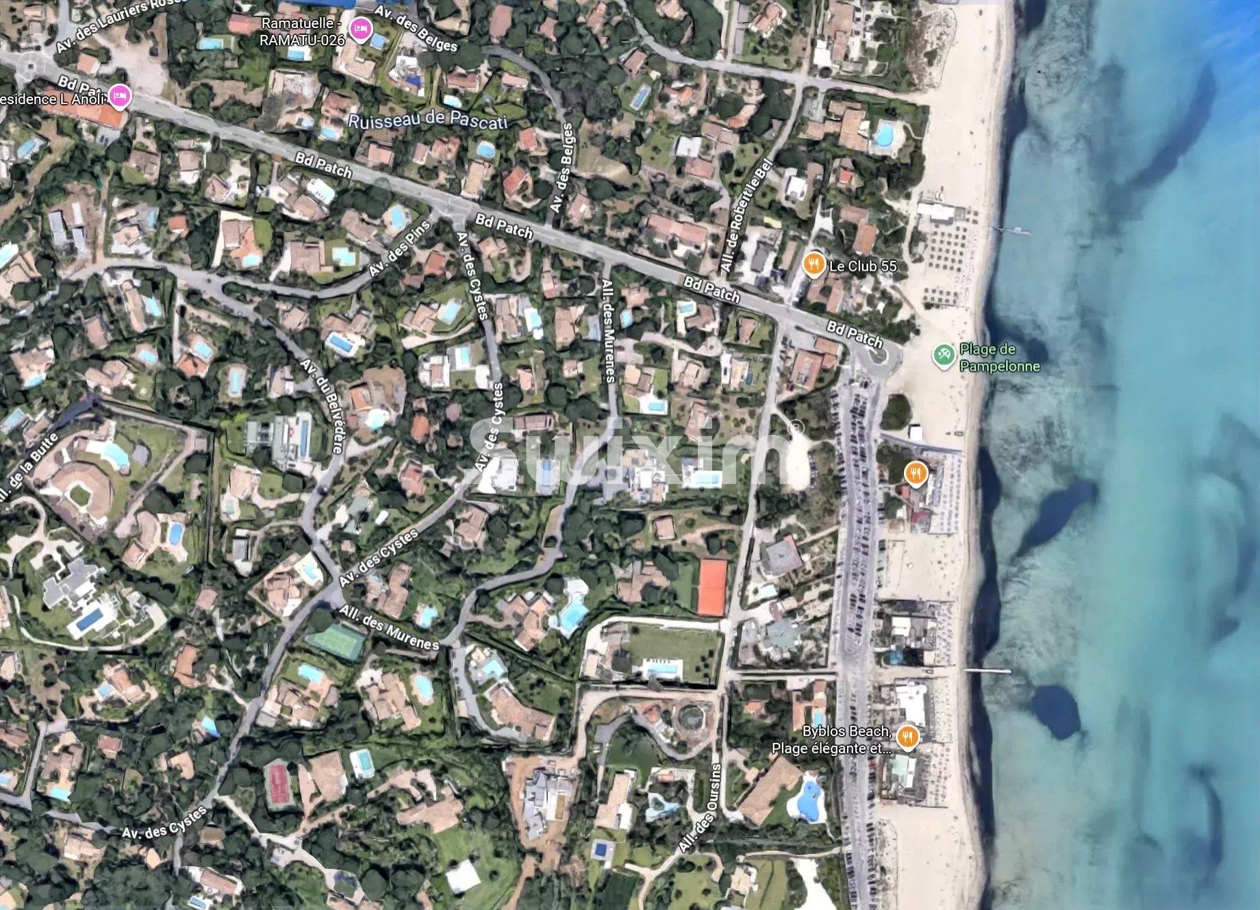 house 5 Rooms for sale on Saint-Tropez (83990)