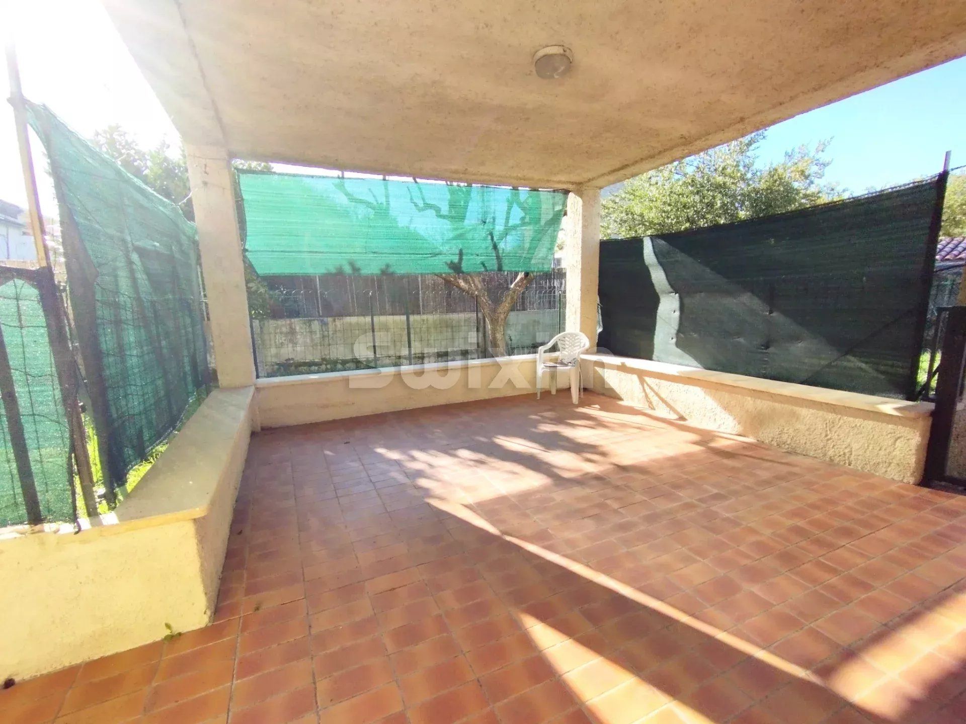villa 5 Quartos para venda sobre Alès (30100)