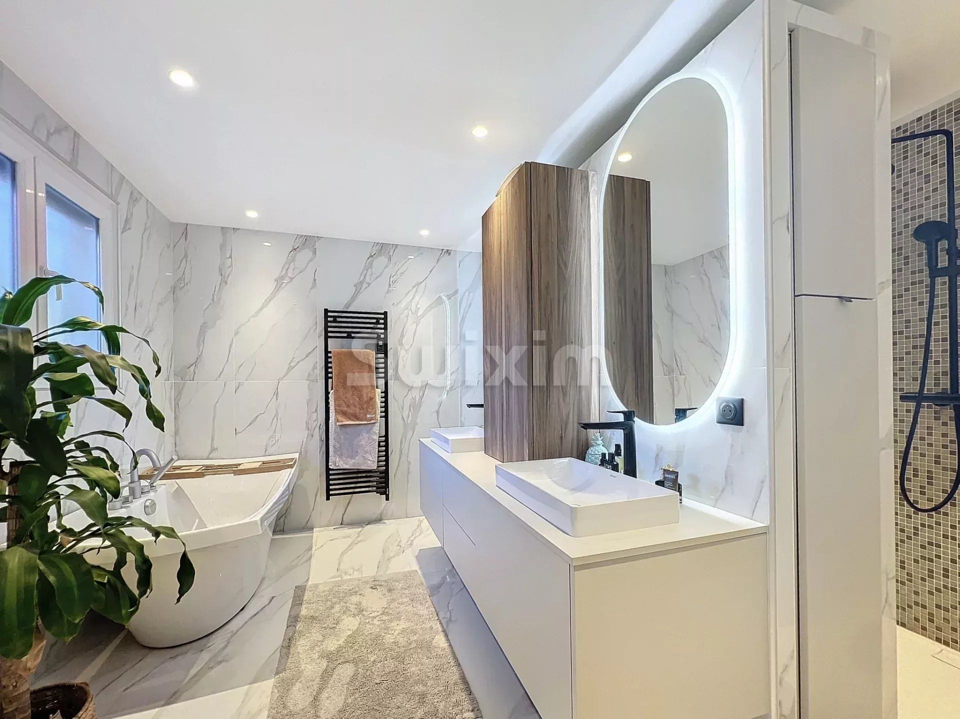 villa 7 Rooms for sale on Portes (30530)