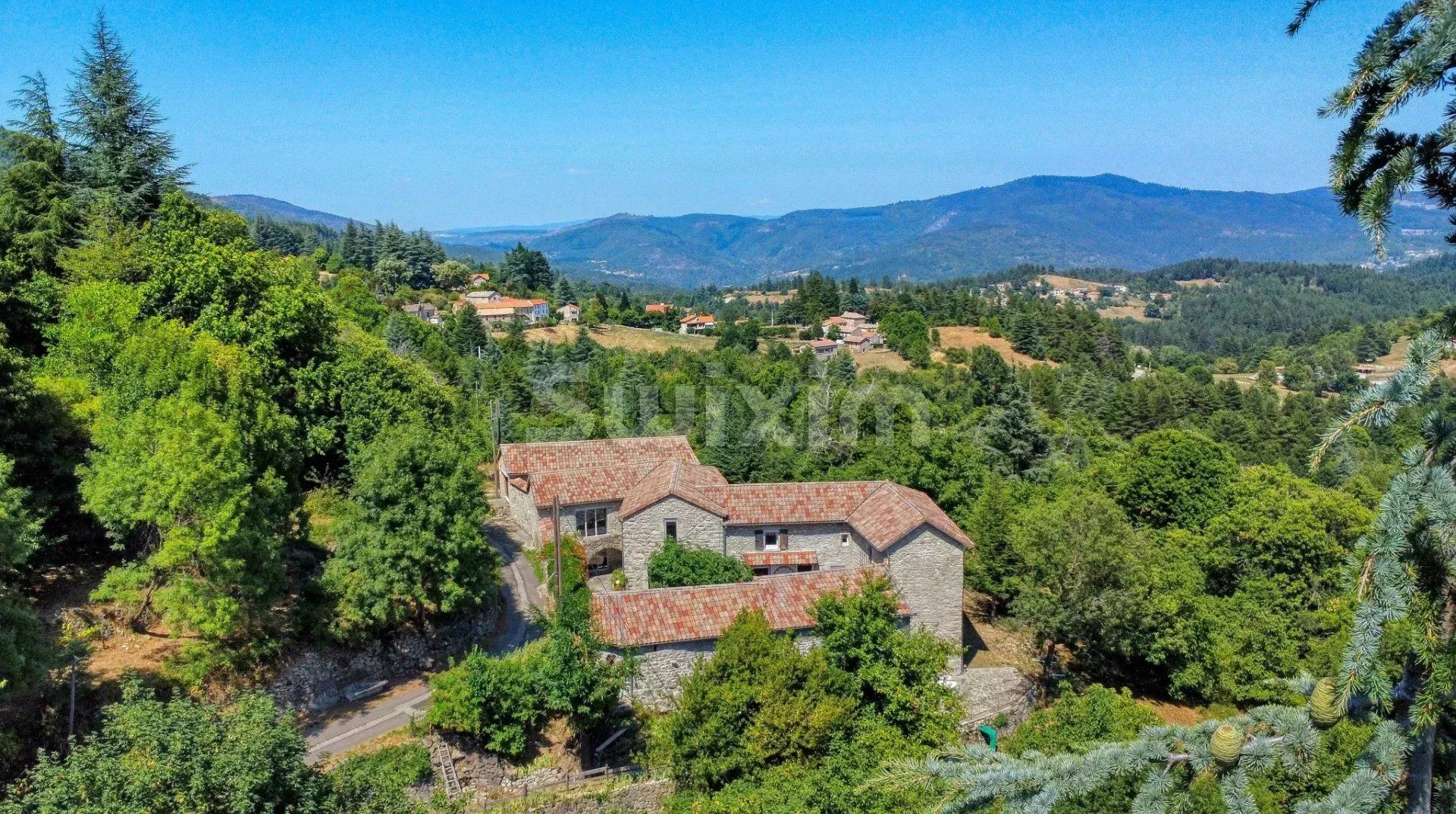 mas 15 Quartos para venda sobre Concoules (30450)