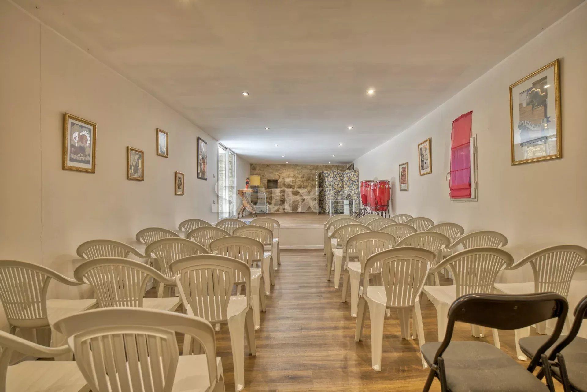 mas 15 Quartos para venda sobre Concoules (30450)