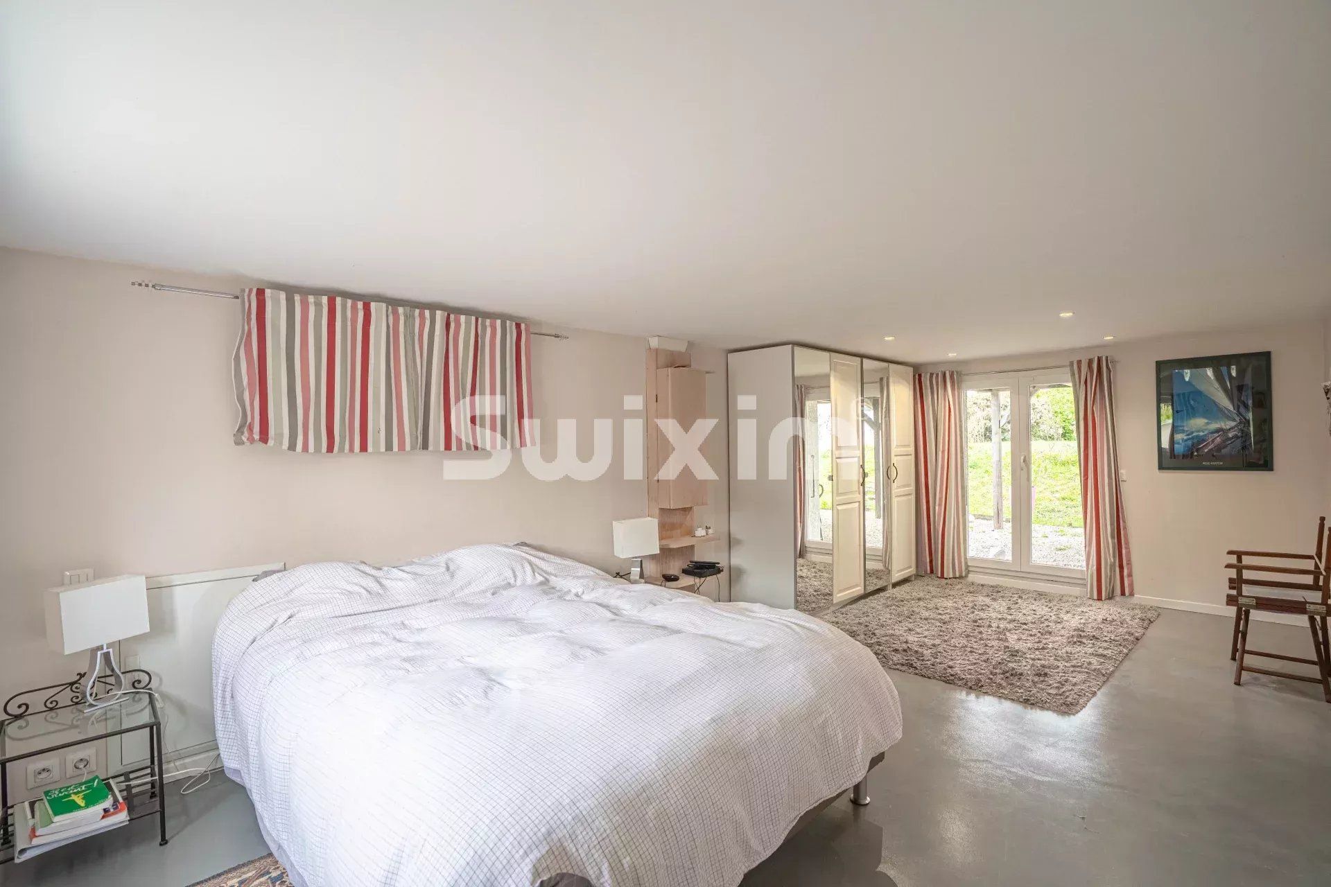 maison 8 Pièces en vente sur Saint-Genis-Pouilly (01630)