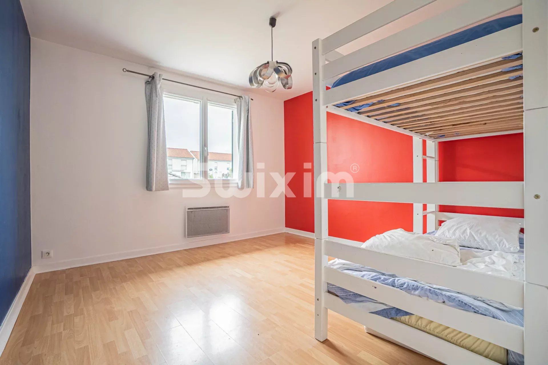 maison 8 Pièces en vente sur Saint-Genis-Pouilly (01630)