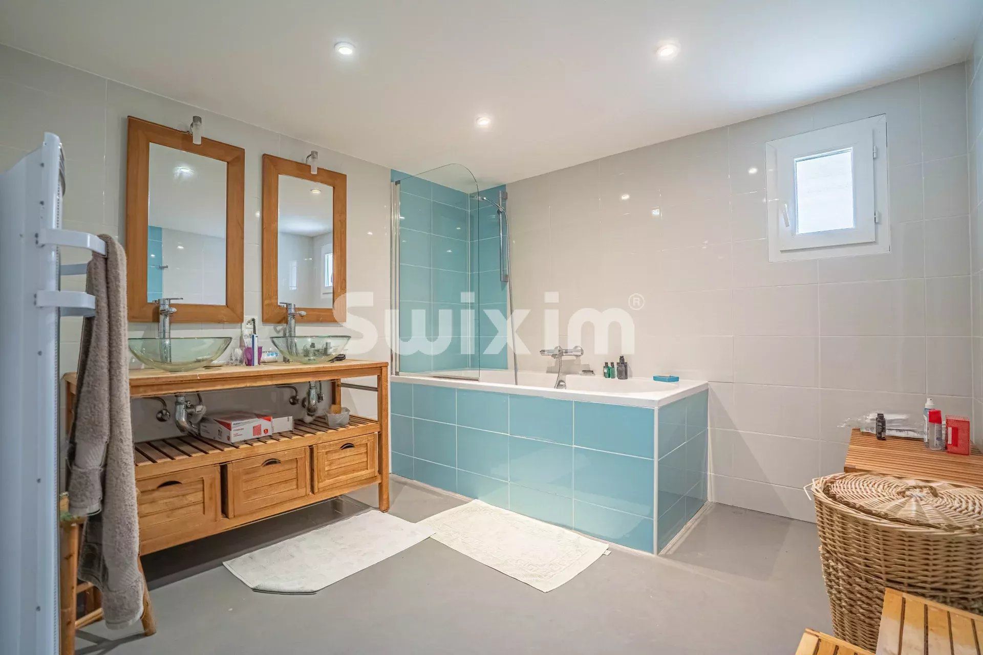 maison 8 Pièces en vente sur Saint-Genis-Pouilly (01630)