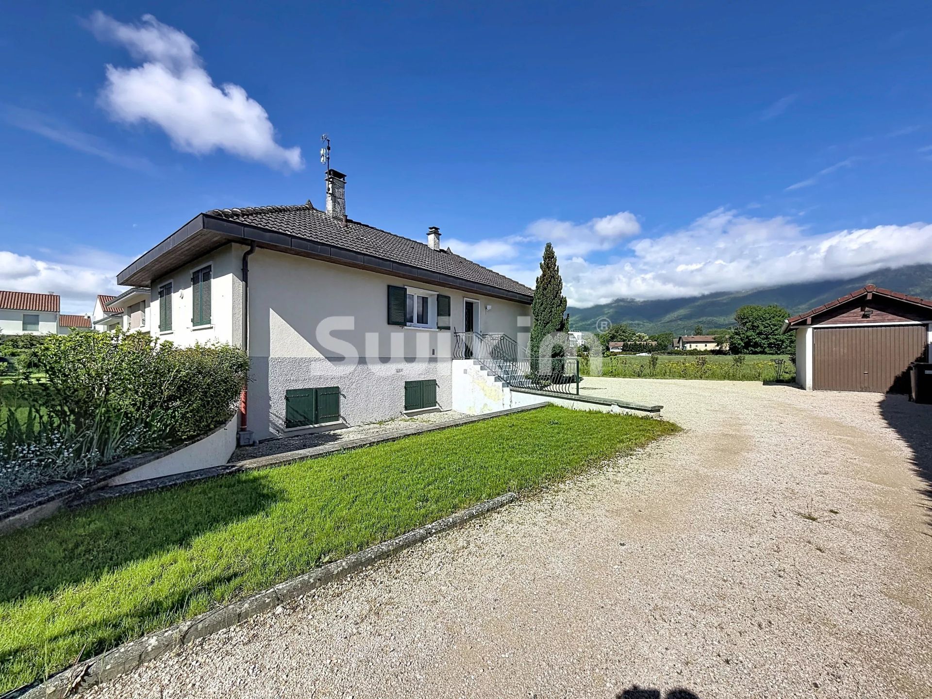 haus 8 Zimmer zum verkauf auf Saint-Genis-Pouilly (01630)