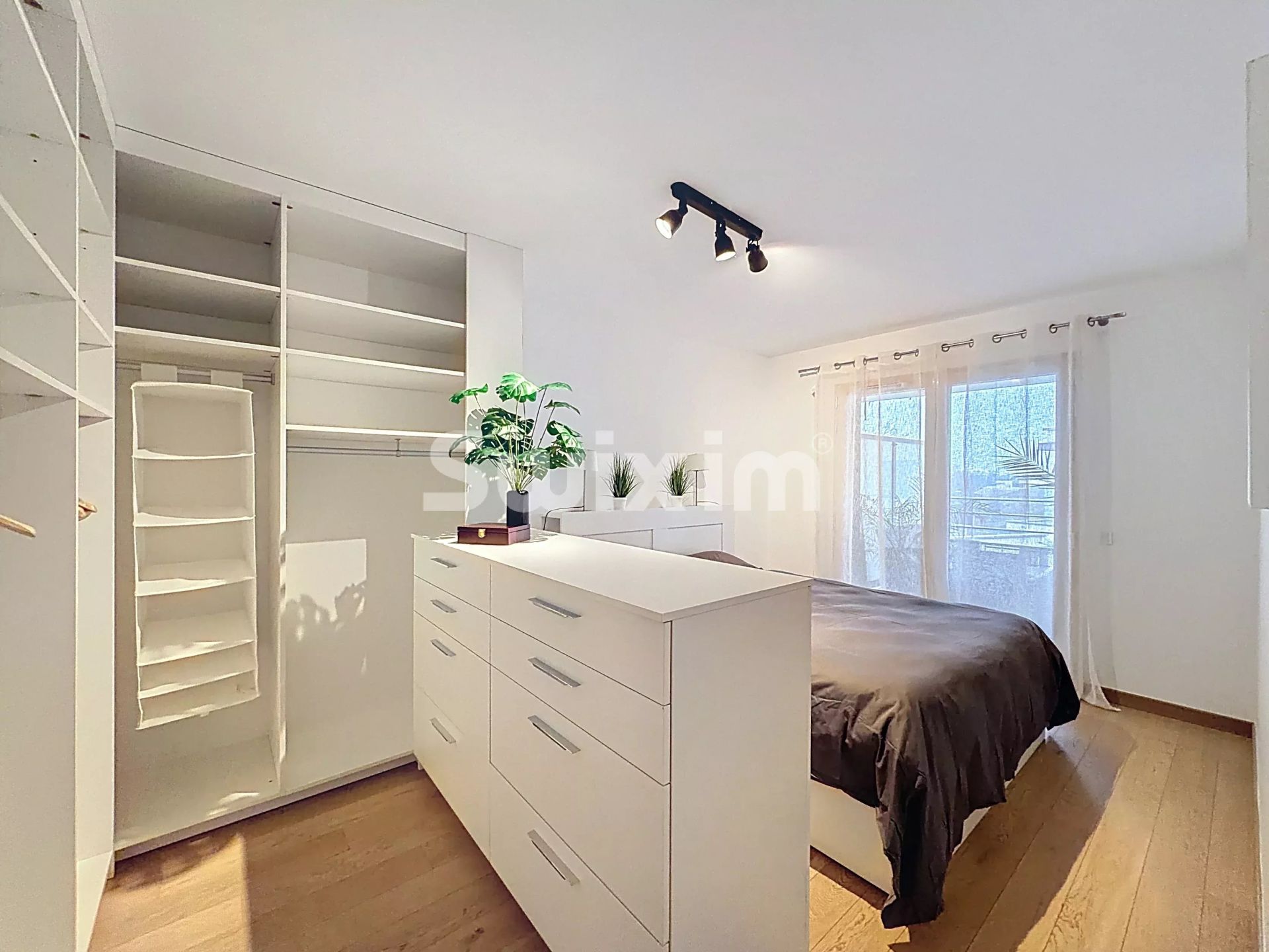 appartamento 5 Camere in vendita su Divonne-les-Bains (01220)