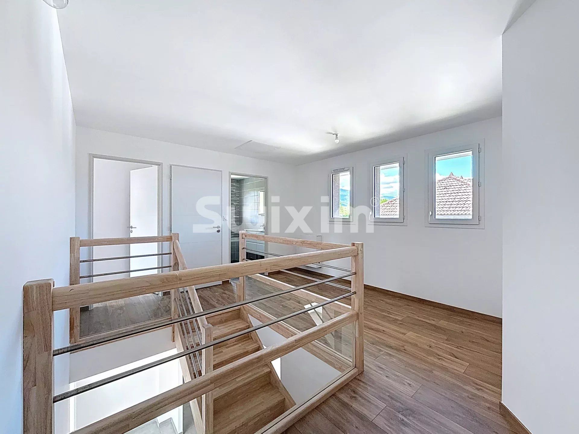 maison 6 Pièces en vente sur Saint-Genis-Pouilly (01630)