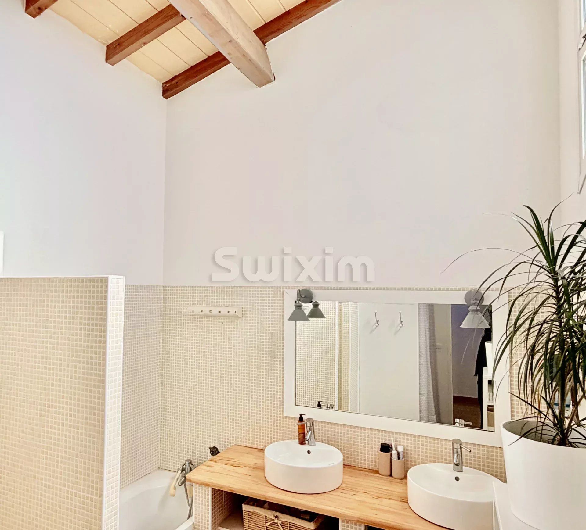 casa 4 Camere in vendita su Bagnols-sur-Cèze (30200)