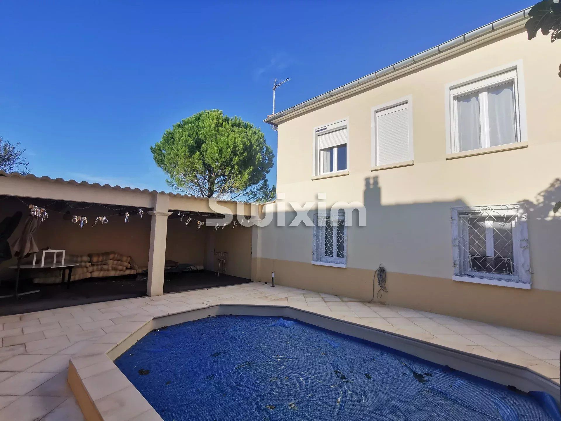 casa 8 Quartos para venda sobre Valréas (84600)