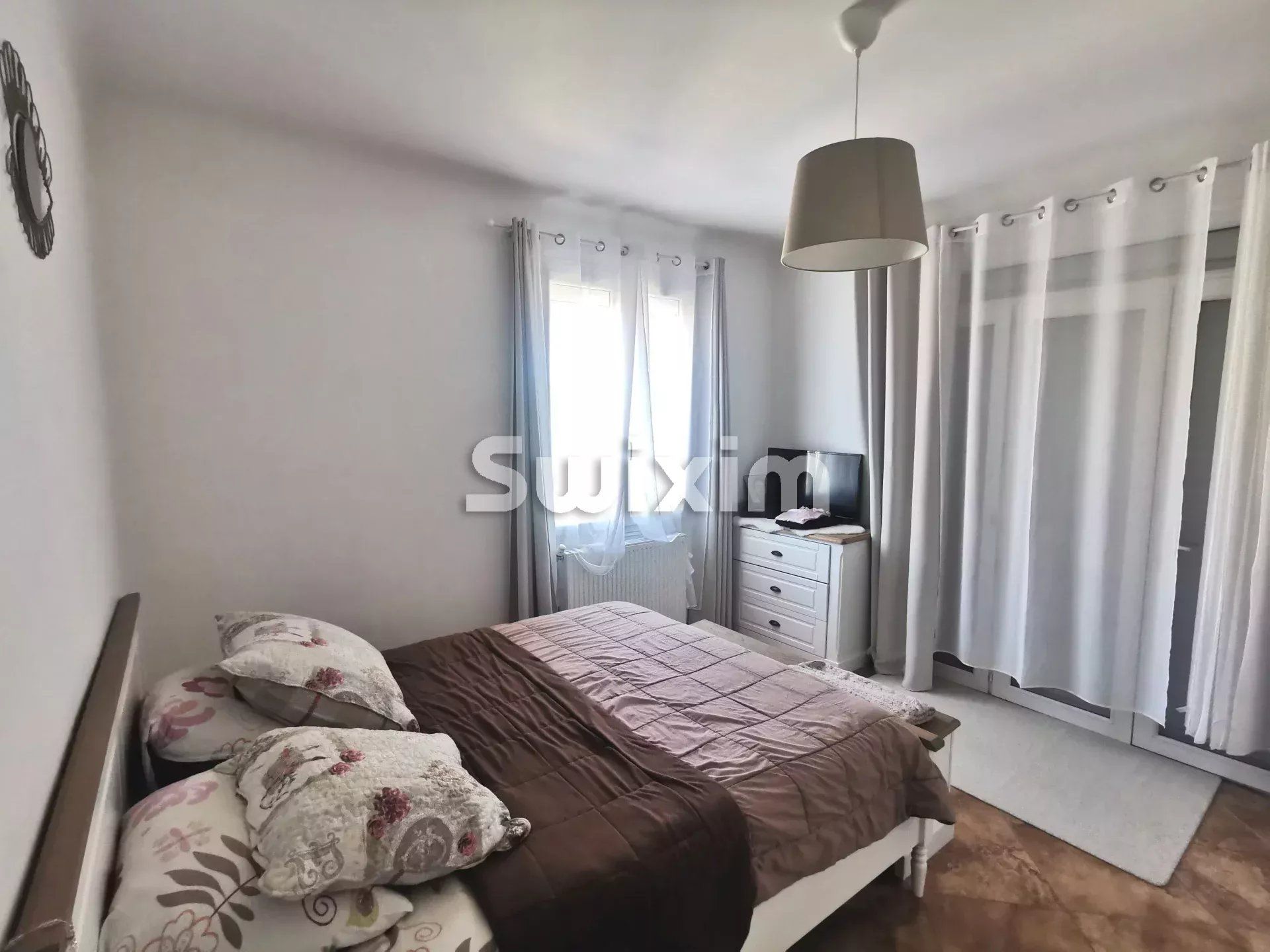 casa 8 Quartos para venda sobre Valréas (84600)