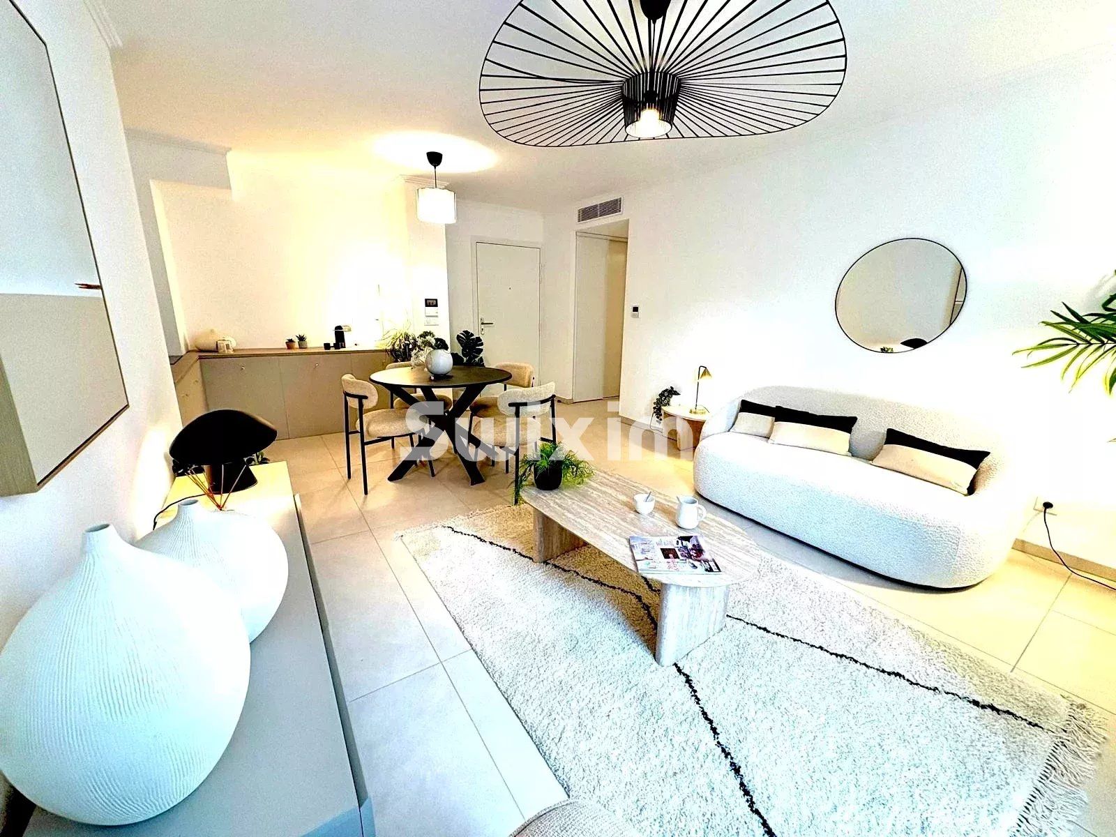 apartment 3 Rooms for sale on Nice (06000)