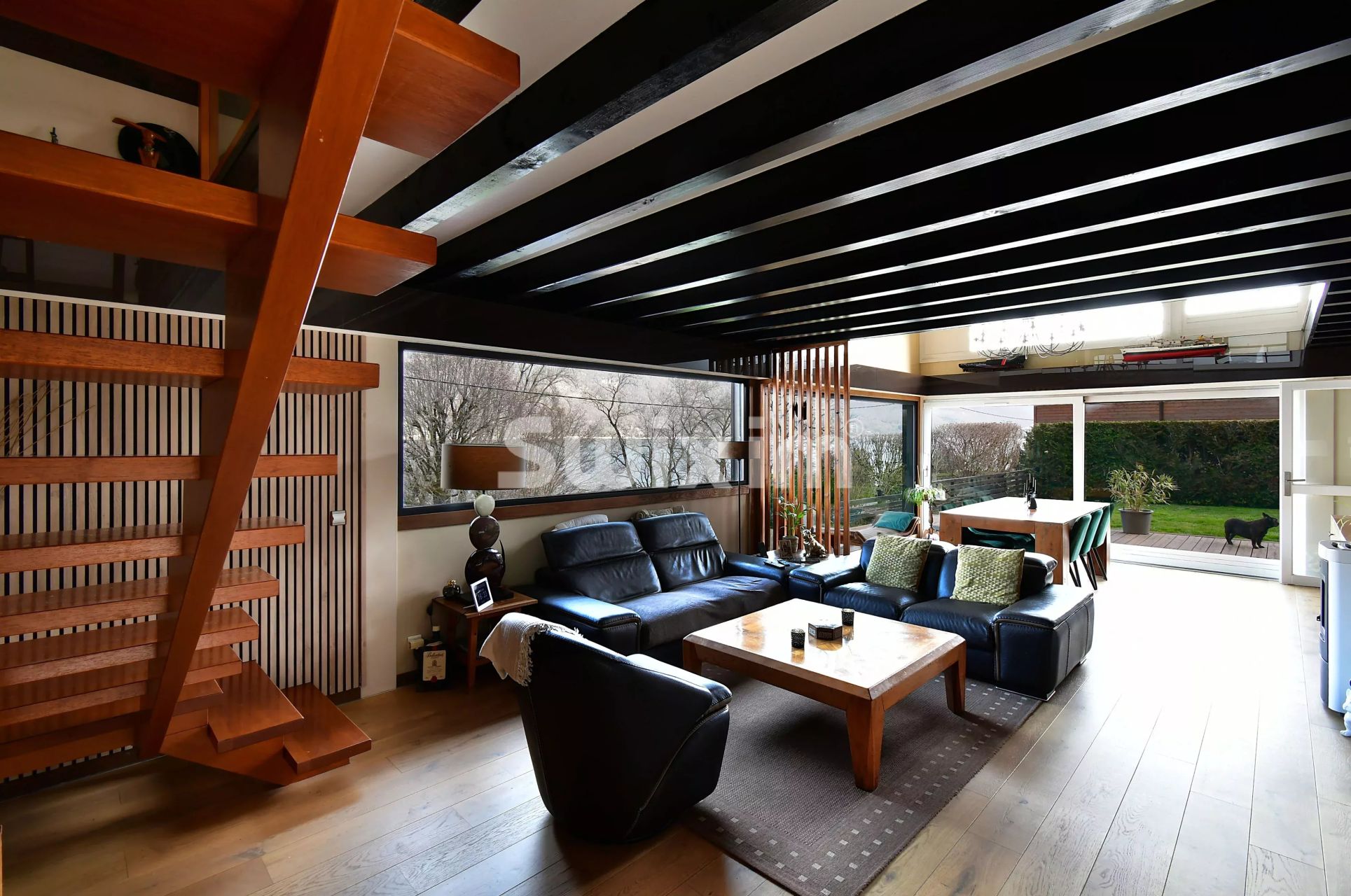 house 7 Rooms for sale on Annecy (74000)