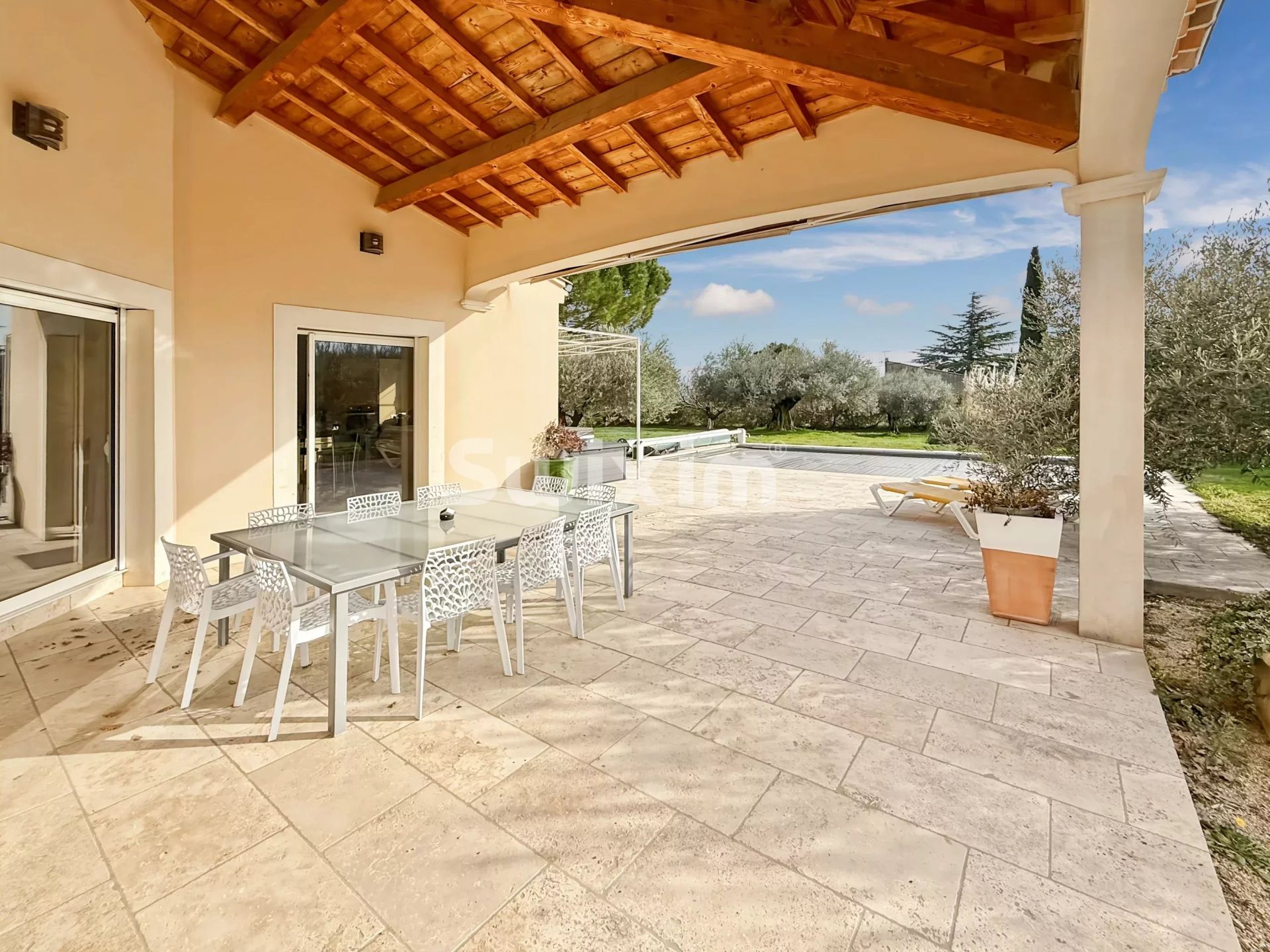 casa 5 Camere in vendita su Bourg-Saint-Andéol (07700)