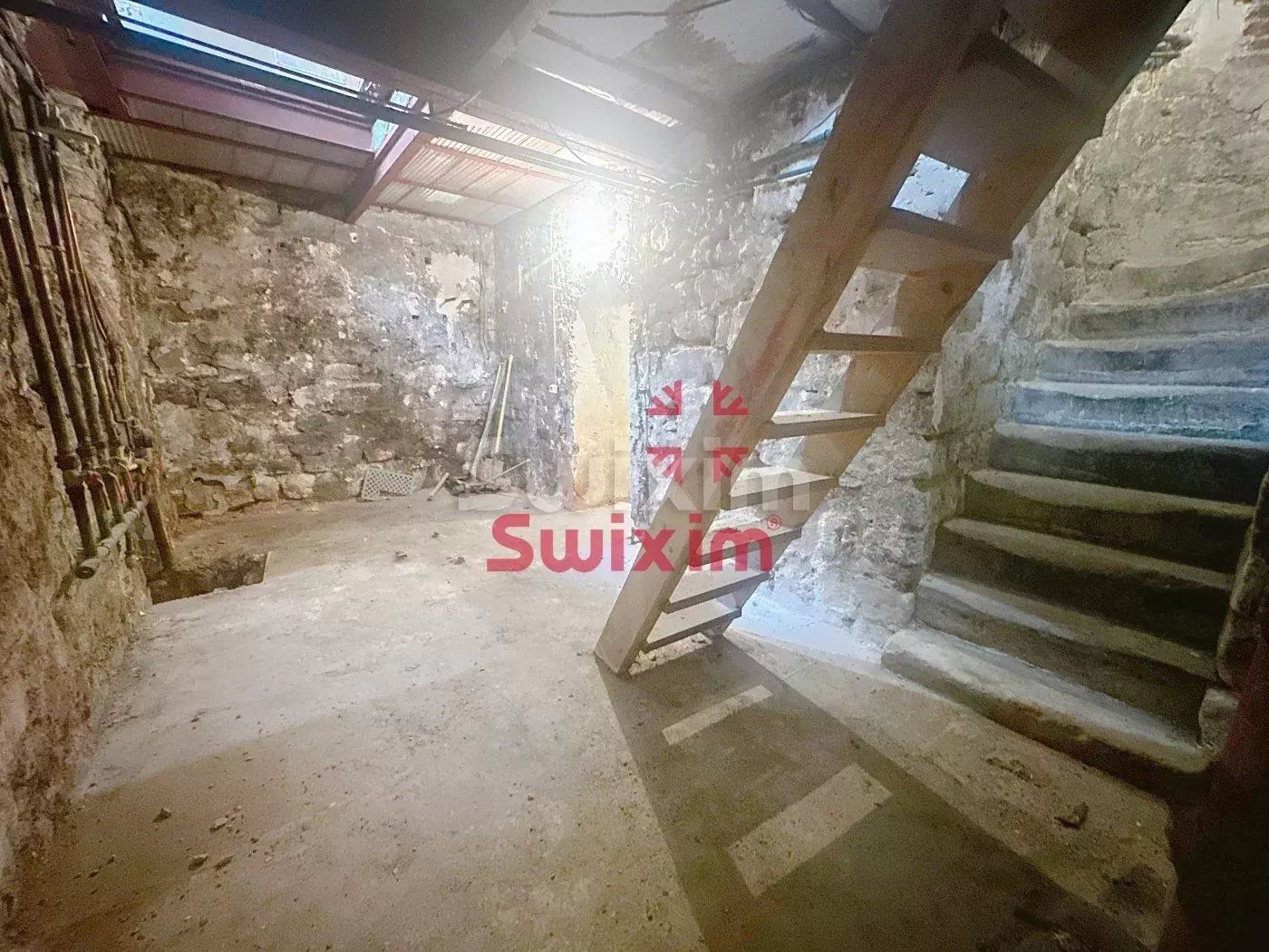 local d'activité 4 Pièces en vente sur Paris 11ème (75011)