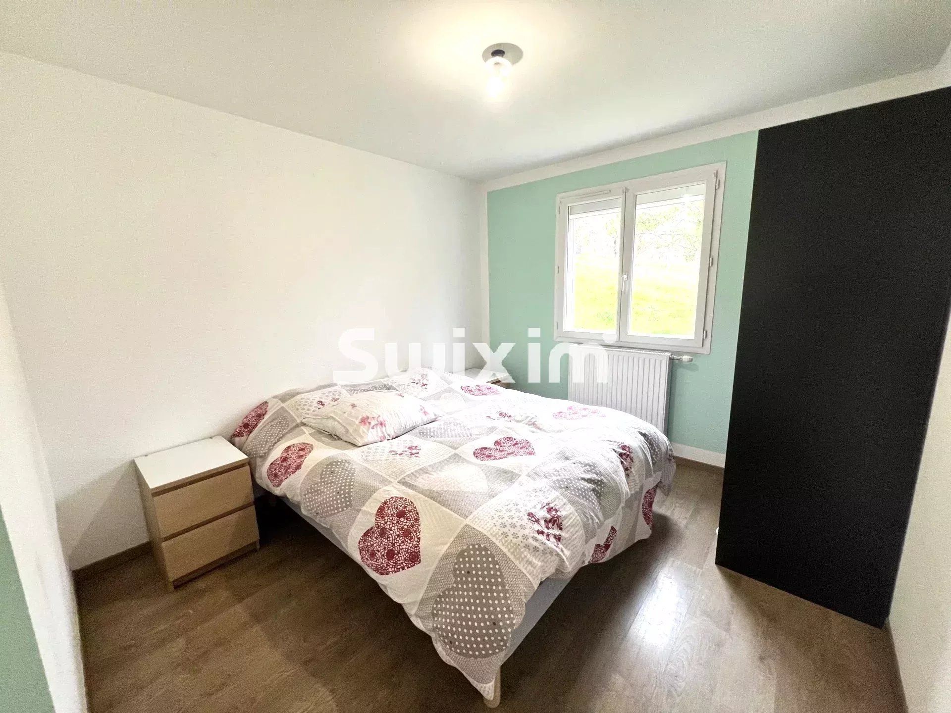 casa 4 Quartos para venda sobre Lons-le-Saunier (39000)