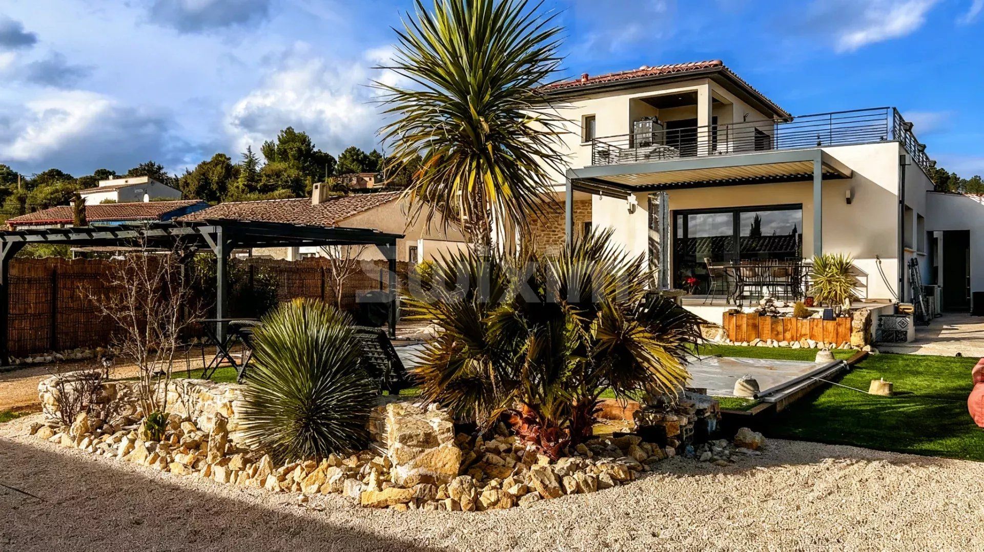 villa 5 Zimmer zum verkauf auf Saint-Quentin-la-Poterie (30700)